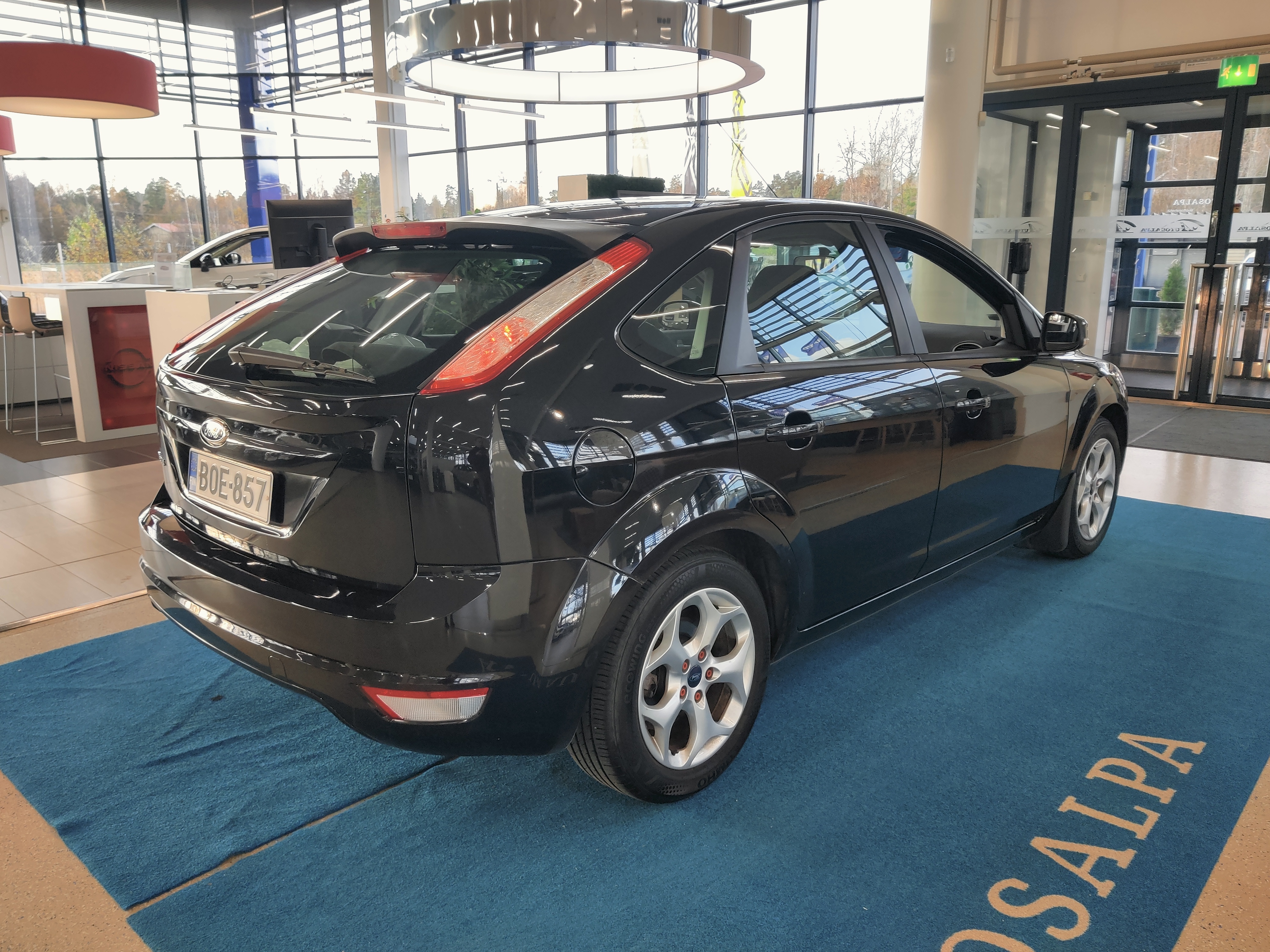 Ford FOCUS 1,6 100 HV TREND DESIGN M5 5-OVINEN