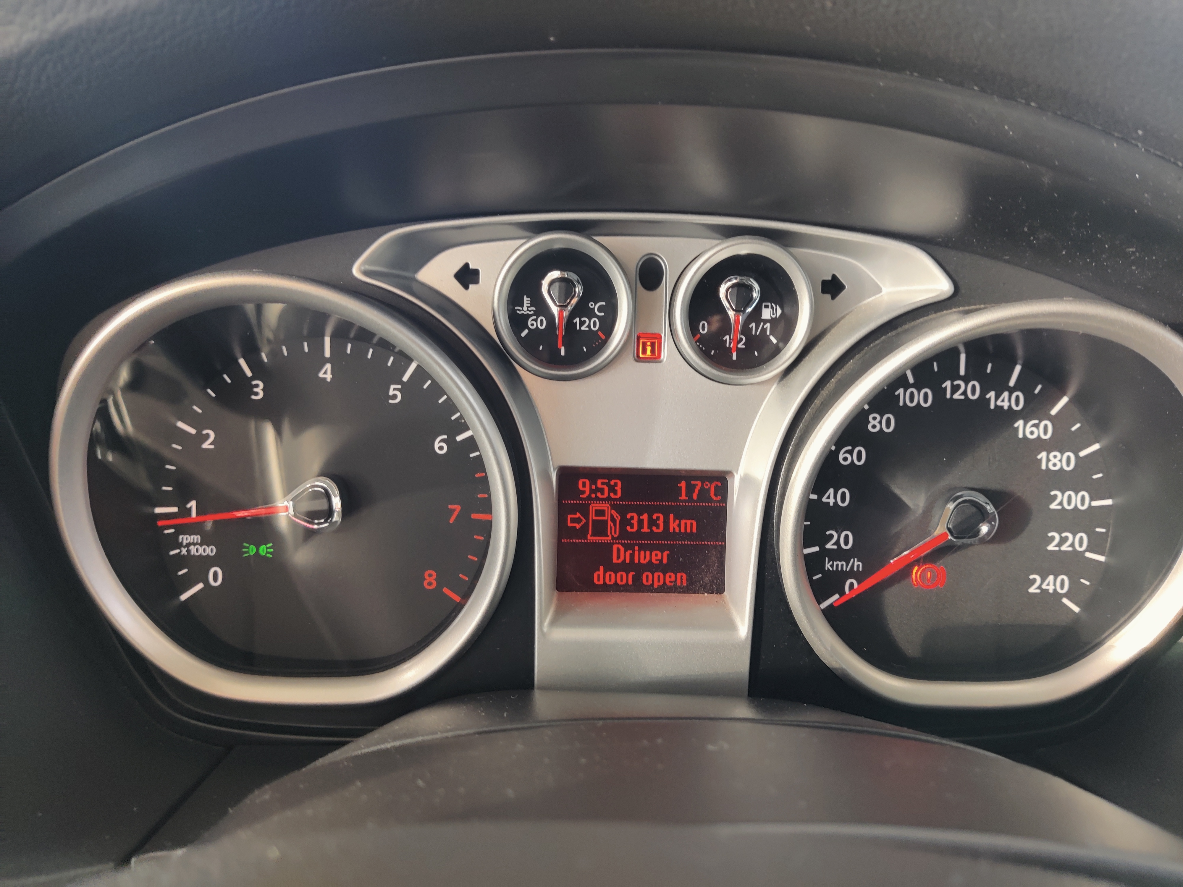 Ford FOCUS 1,6 100 HV TREND DESIGN M5 5-OVINEN
