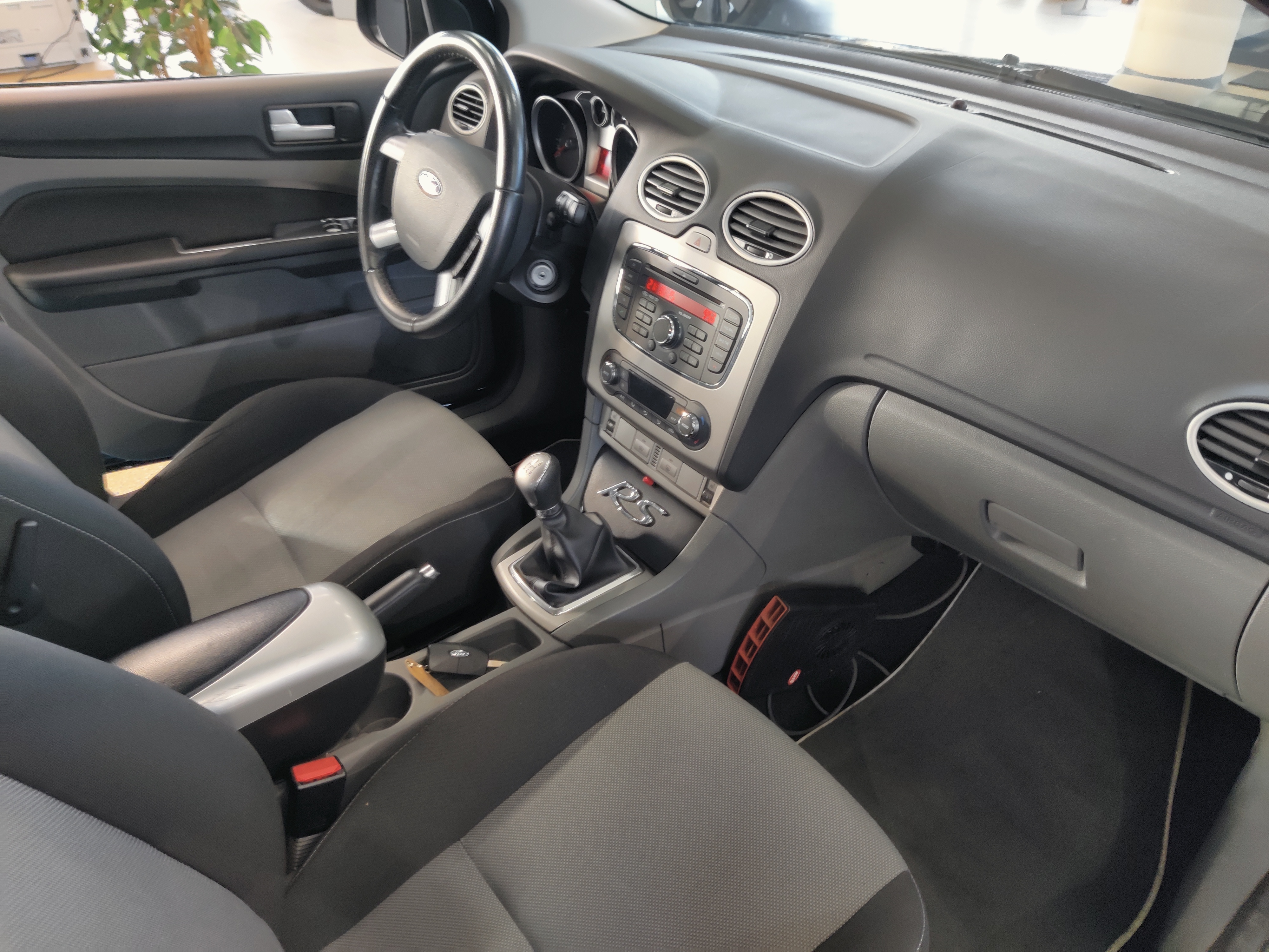 Ford FOCUS 1,6 100 HV TREND DESIGN M5 5-OVINEN