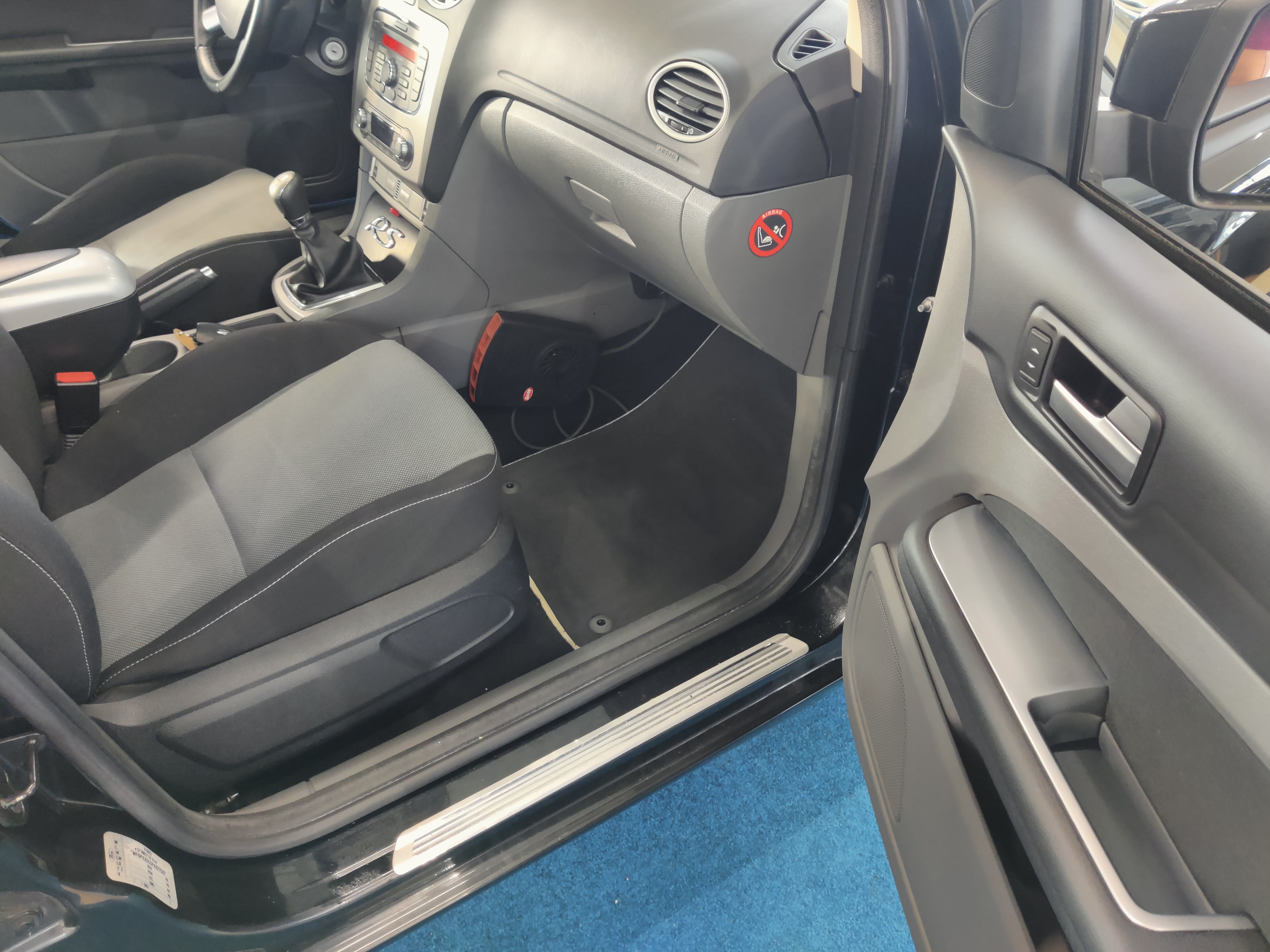 Ford FOCUS 1,6 100 HV TREND DESIGN M5 5-OVINEN