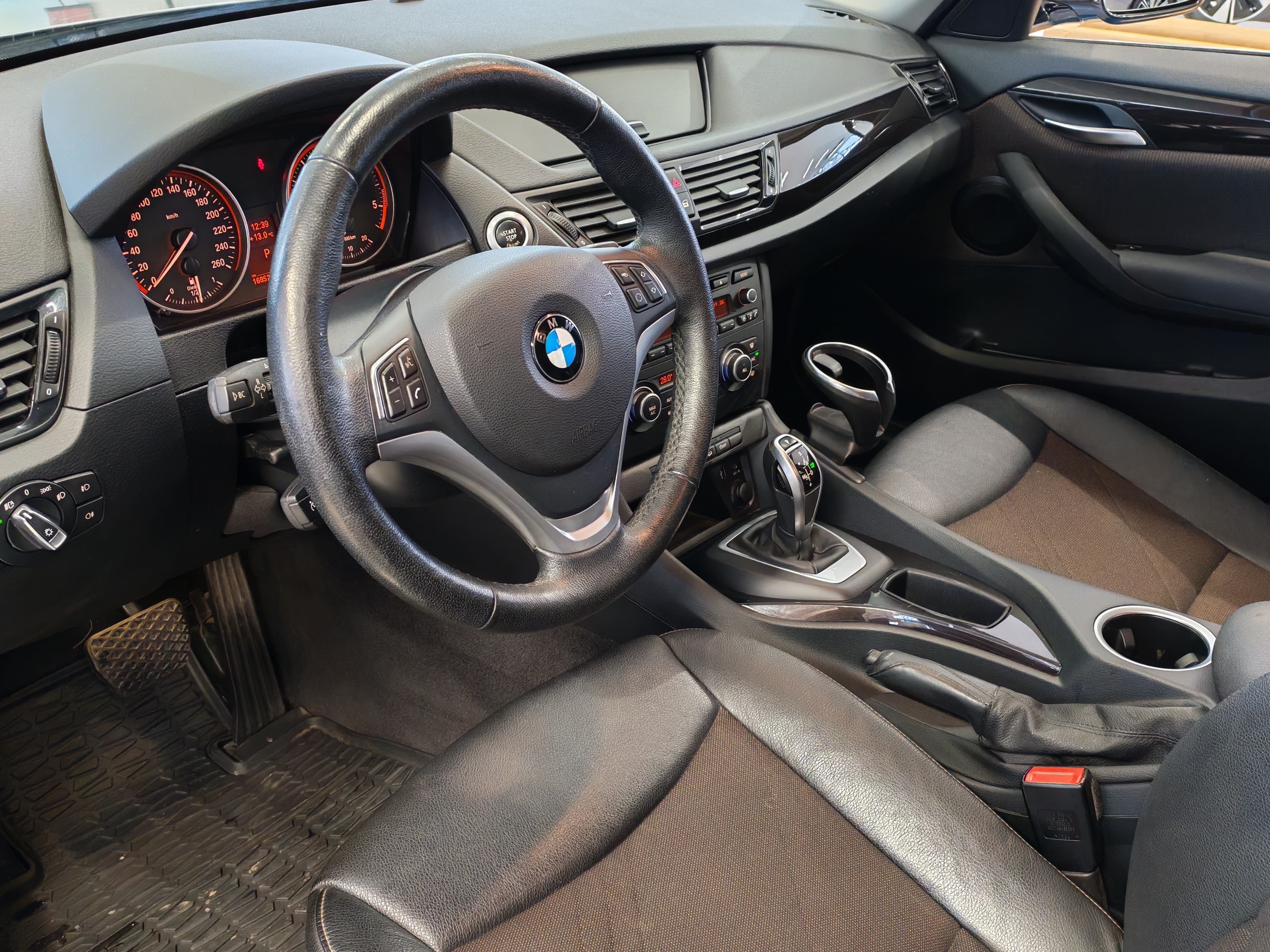 Bmw X1 XDRIVE18D TWINPOWER TURBO A E84 BUSINESS AUT.