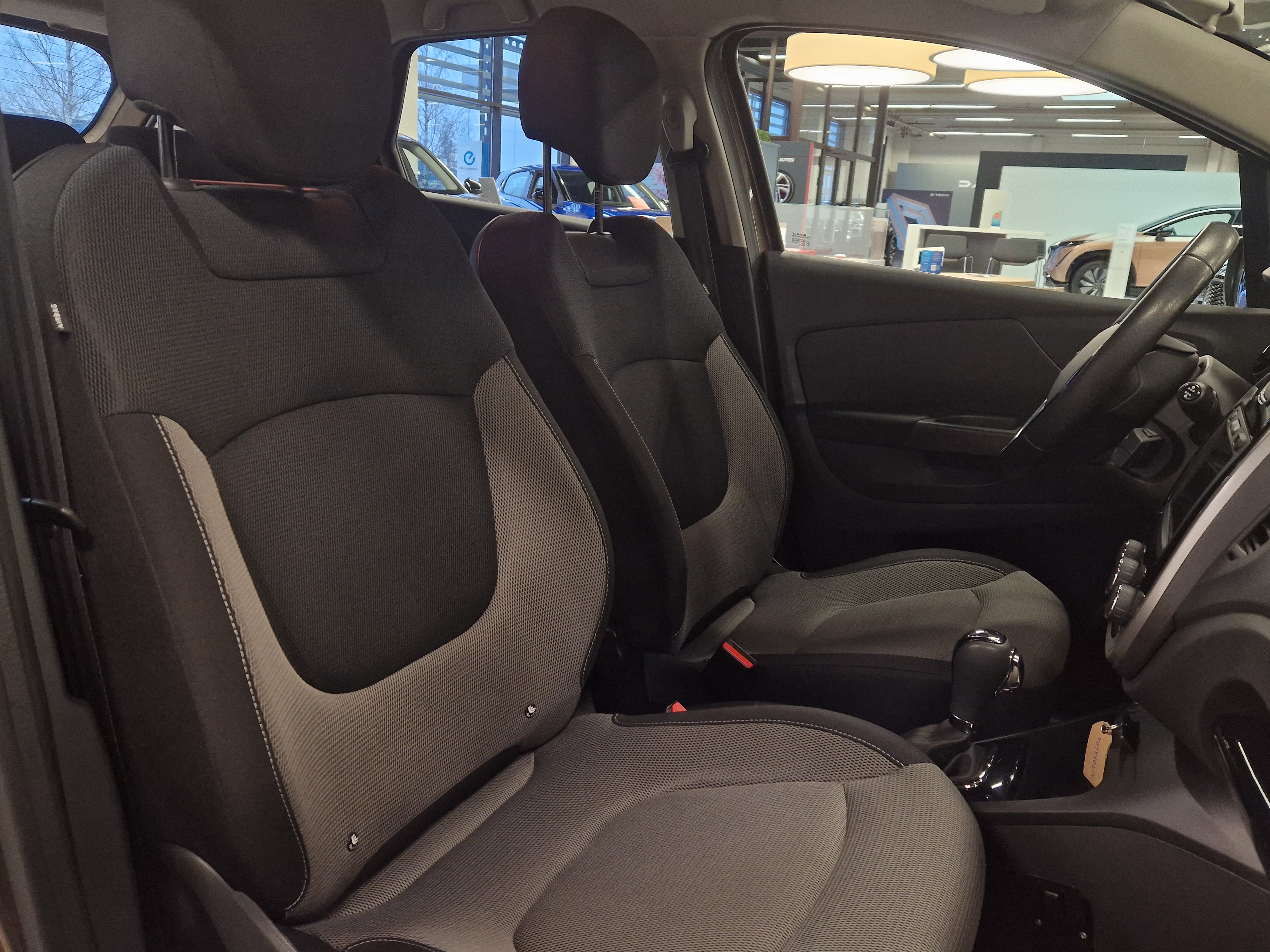 Renault CAPTUR TCE 120 EDC-AUT EXPRESSION