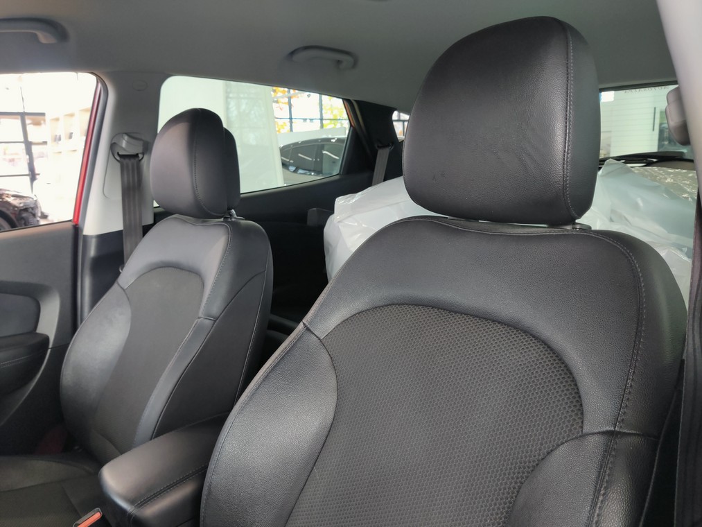Hyundai IX35 1,6 GDI 6MT ISG COMFORT PLUS