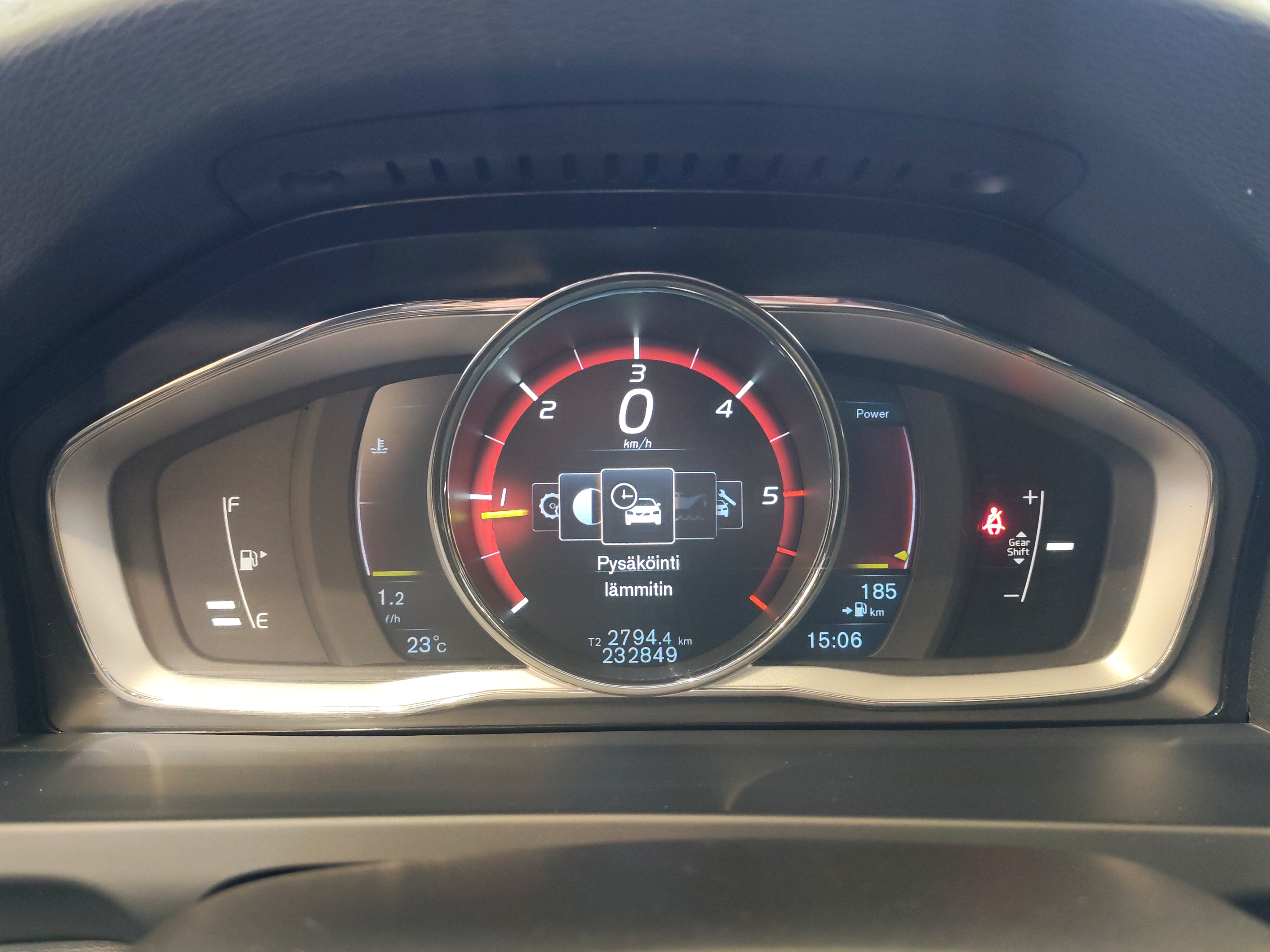 Volvo V60 D4 KINETIC.