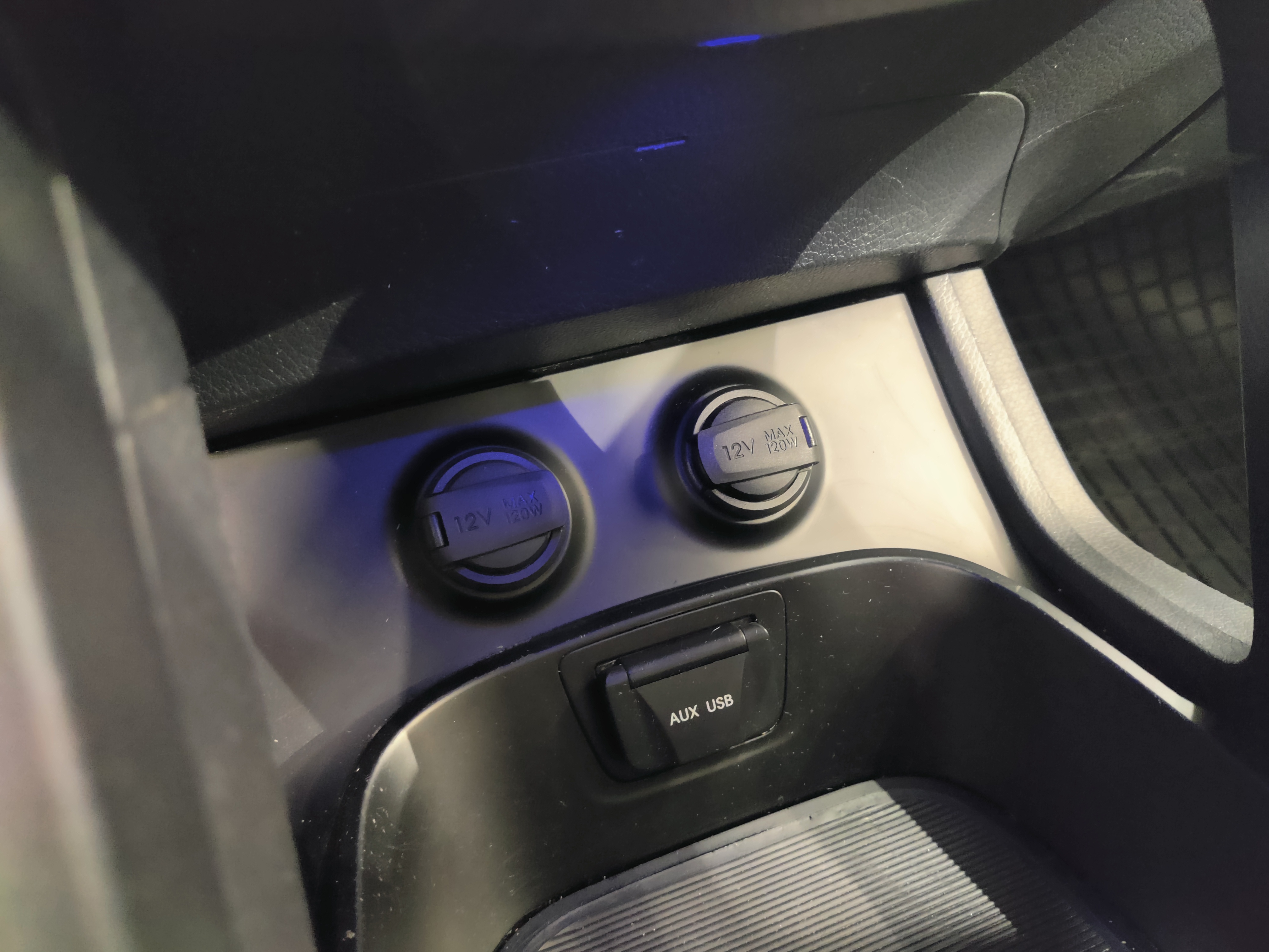 Hyundai SANTA FE 4WD 2,2 CRDI 145KW 6AT STYLE