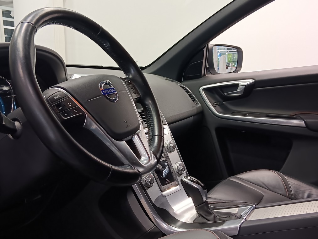 Volvo XC60 D4 OCEAN RACE BUSINESS AUT