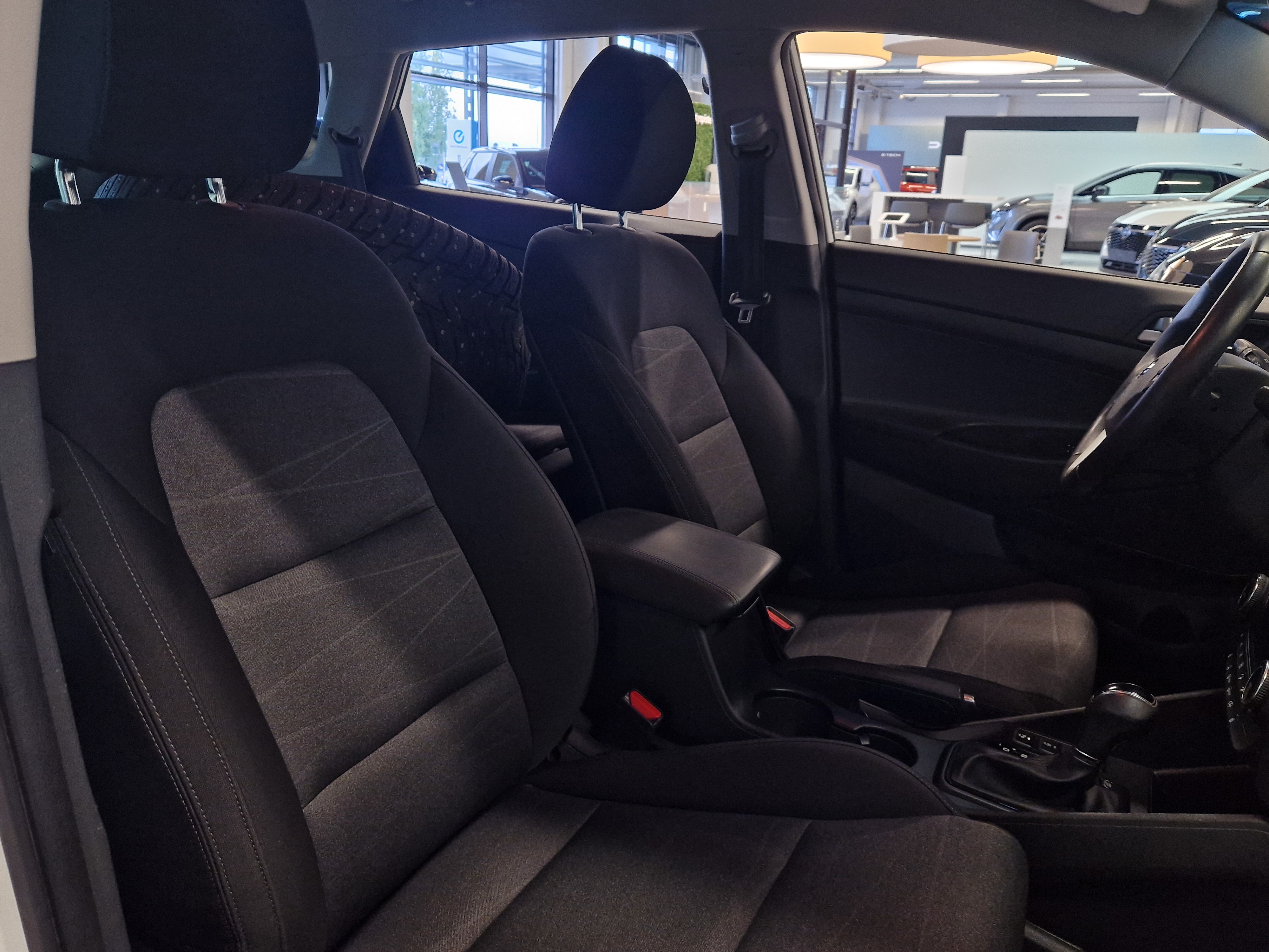 Hyundai TUCSON 1,6 CRDI 136 HV 4WD 7-DCT-AUT COMFORT EXCLUSIVE