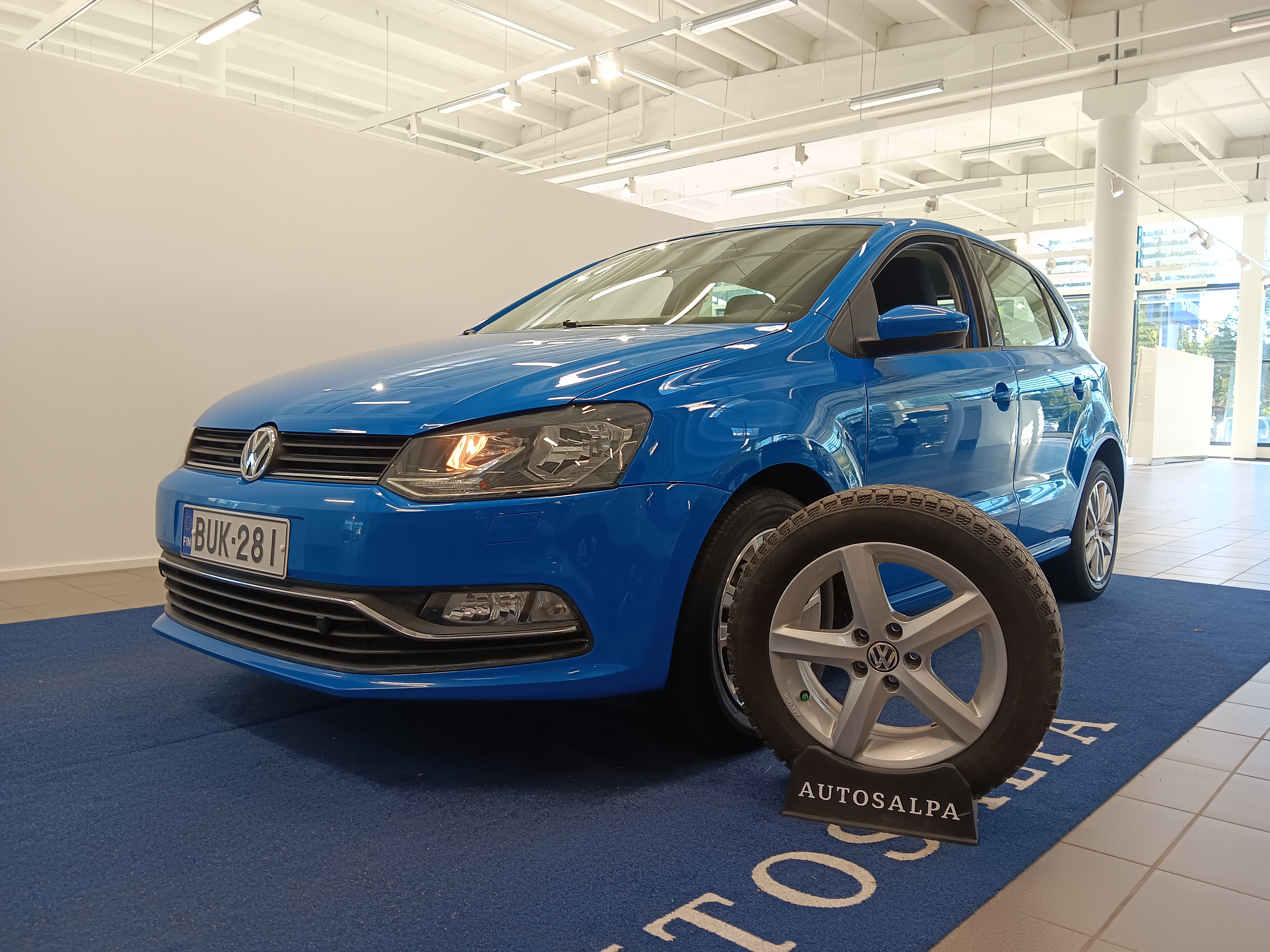 Volkswagen Polo 2015, photo 2/19