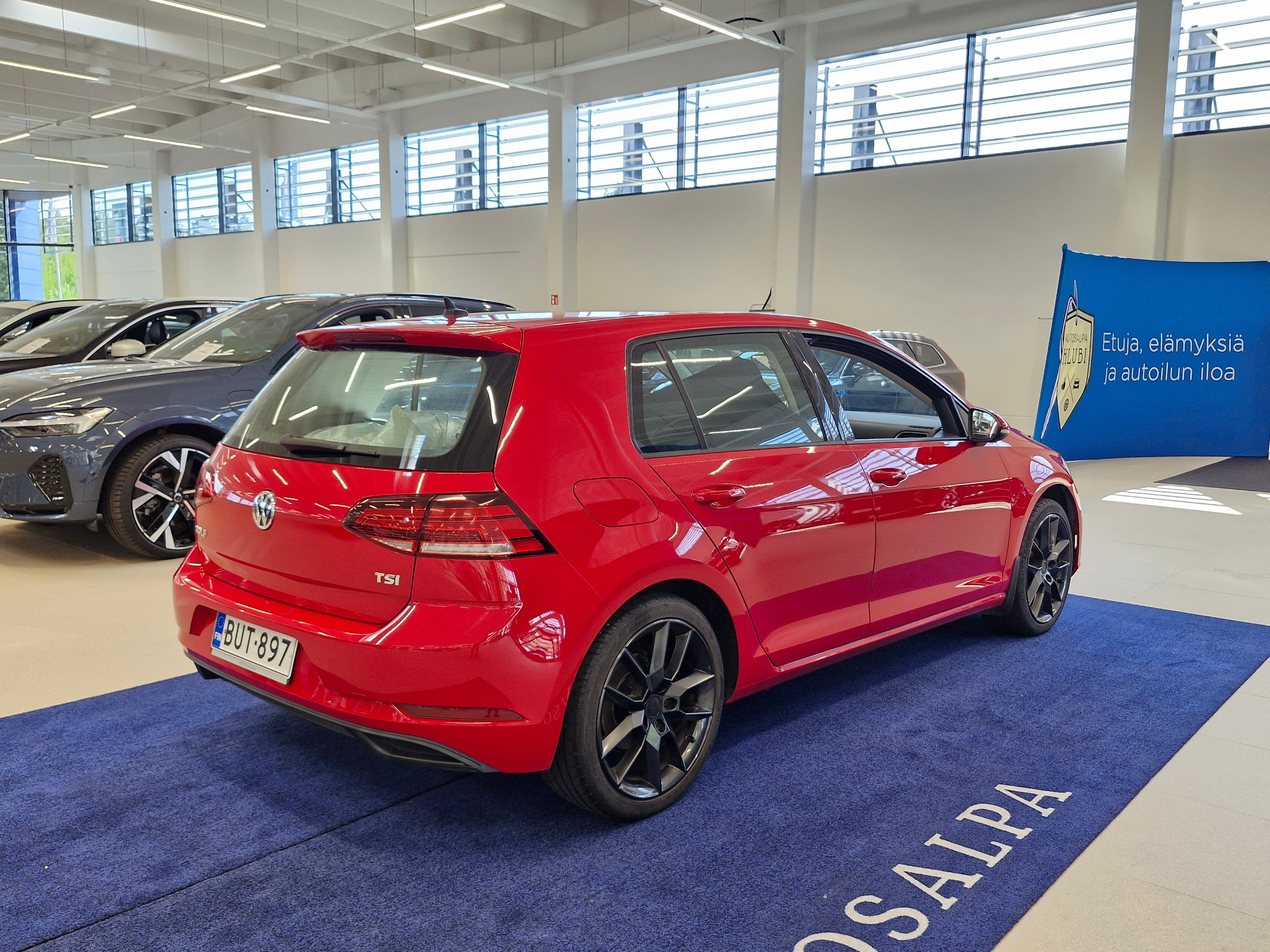 Volkswagen Golf 2018, photo 3/11