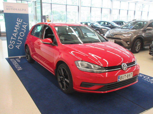 Volkswagen GOLF TRENDLINE 1,0 TSI 63 KW (85 HV)