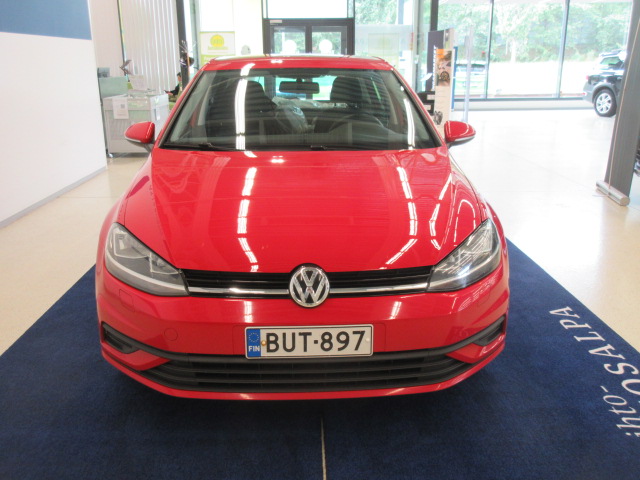 Volkswagen GOLF TRENDLINE 1,0 TSI 63 KW (85 HV)