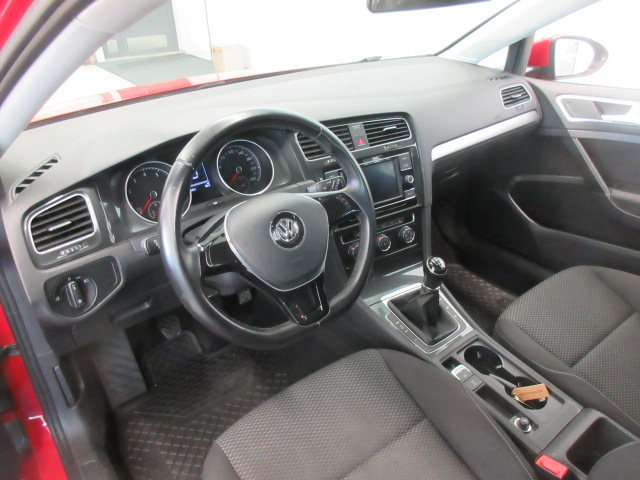 Volkswagen GOLF TRENDLINE 1,0 TSI 63 KW (85 HV)
