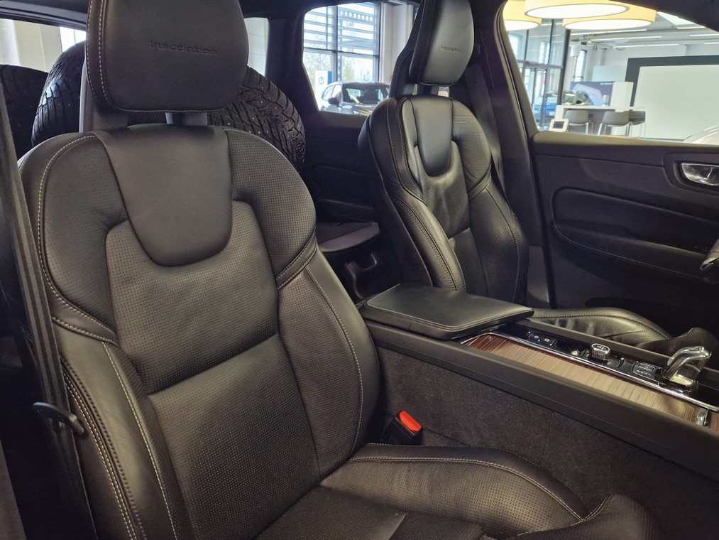 Volvo XC60 T8 AWD INSCRIPTION AUT