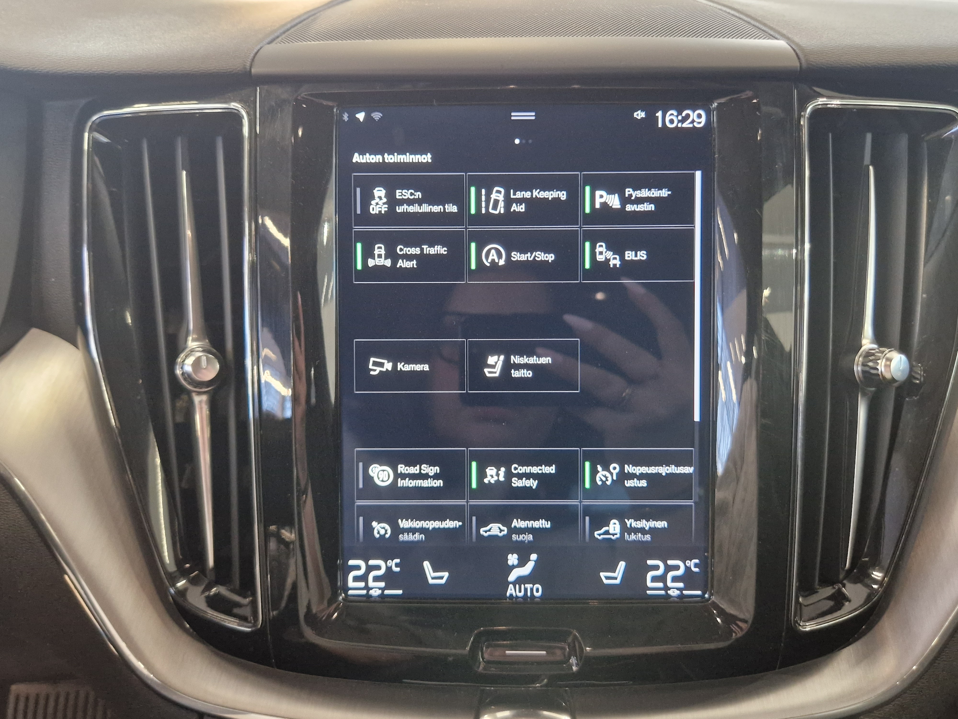 Volvo XC60 D4 MOMENTUM AUT