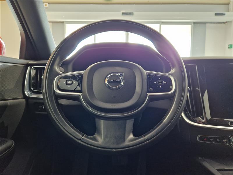 Volvo V60 D4 MOMENTUM AUT