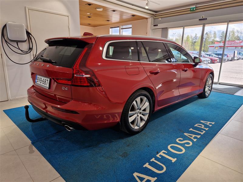 Volvo V60 D4 MOMENTUM AUT