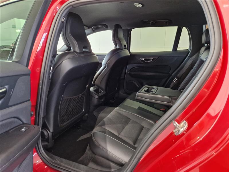 Volvo V60 D4 MOMENTUM AUT