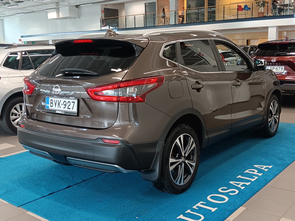 Nissan QASHQAI DIG-T 115 N-CONNECTA 2WD XTRONIC VISION PACK GLASS