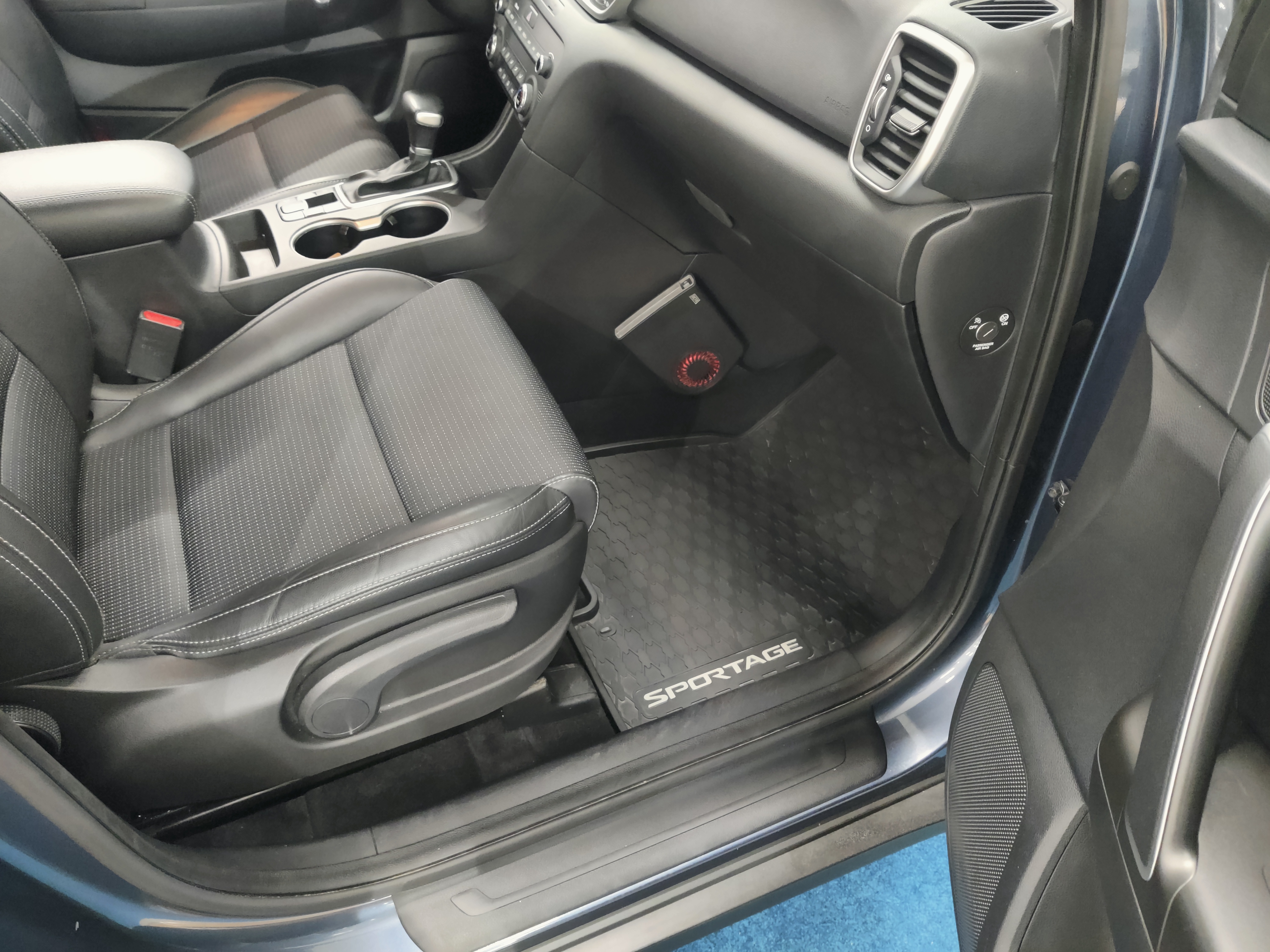 Kia SPORTAGE 1,6 CRDI SCR ISG AWD EX DCT A/T ECODYNAMICS 136HV