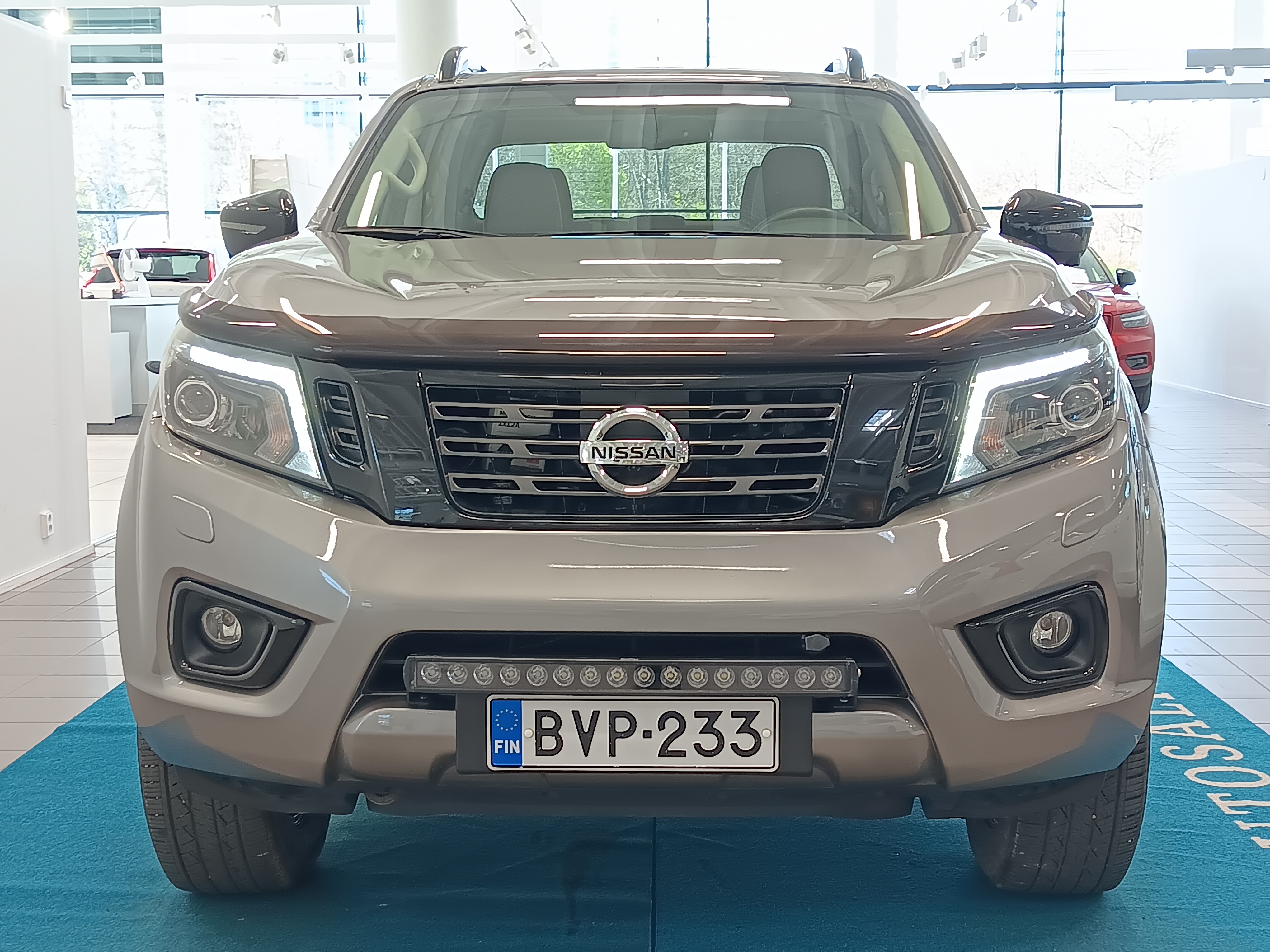Nissan NAVARA DOUBLE CAB 2,3 DCI 190HP AT N-GUARD