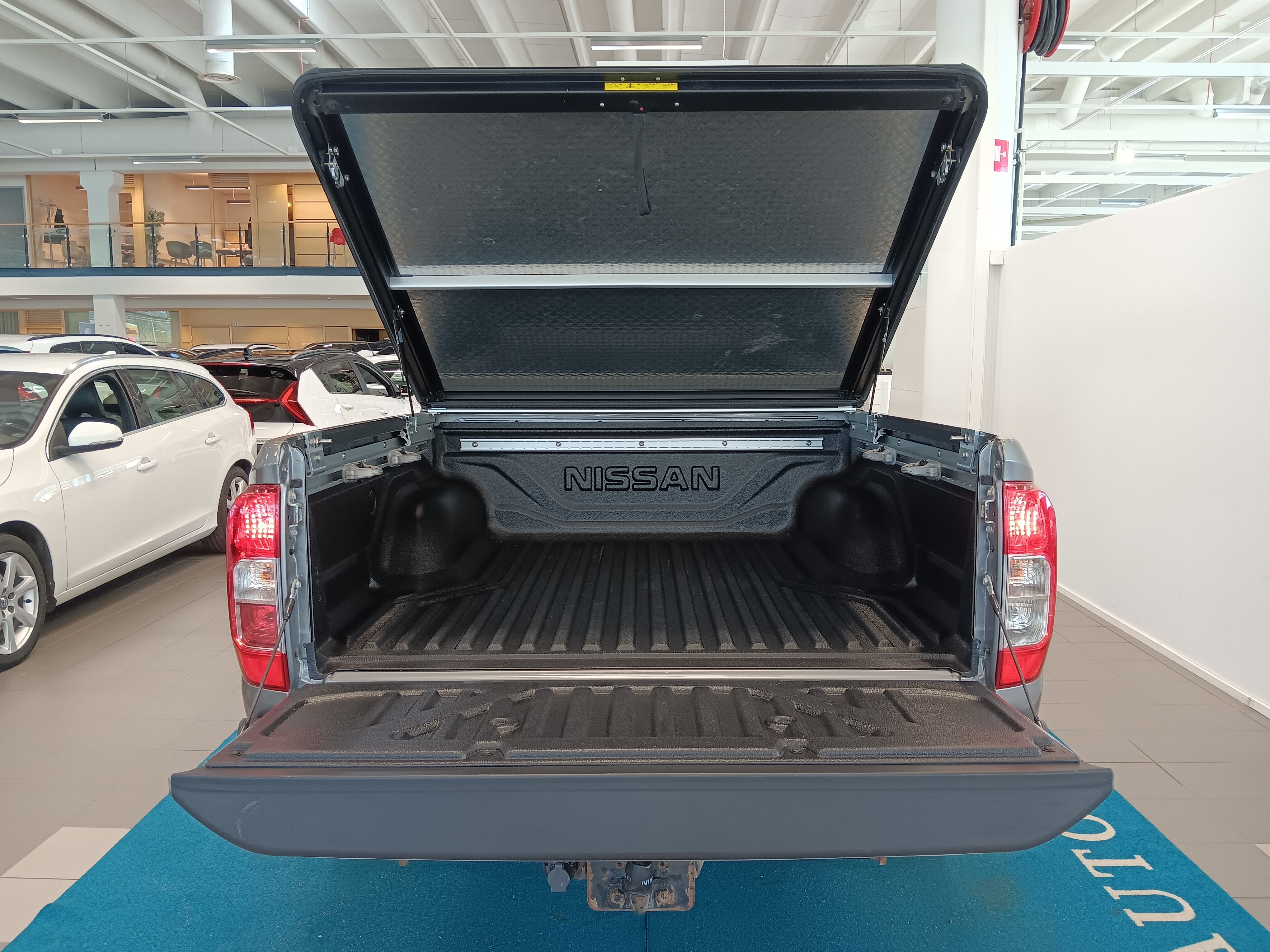 Nissan NAVARA DOUBLE CAB 2,3 DCI 190HP AT N-GUARD