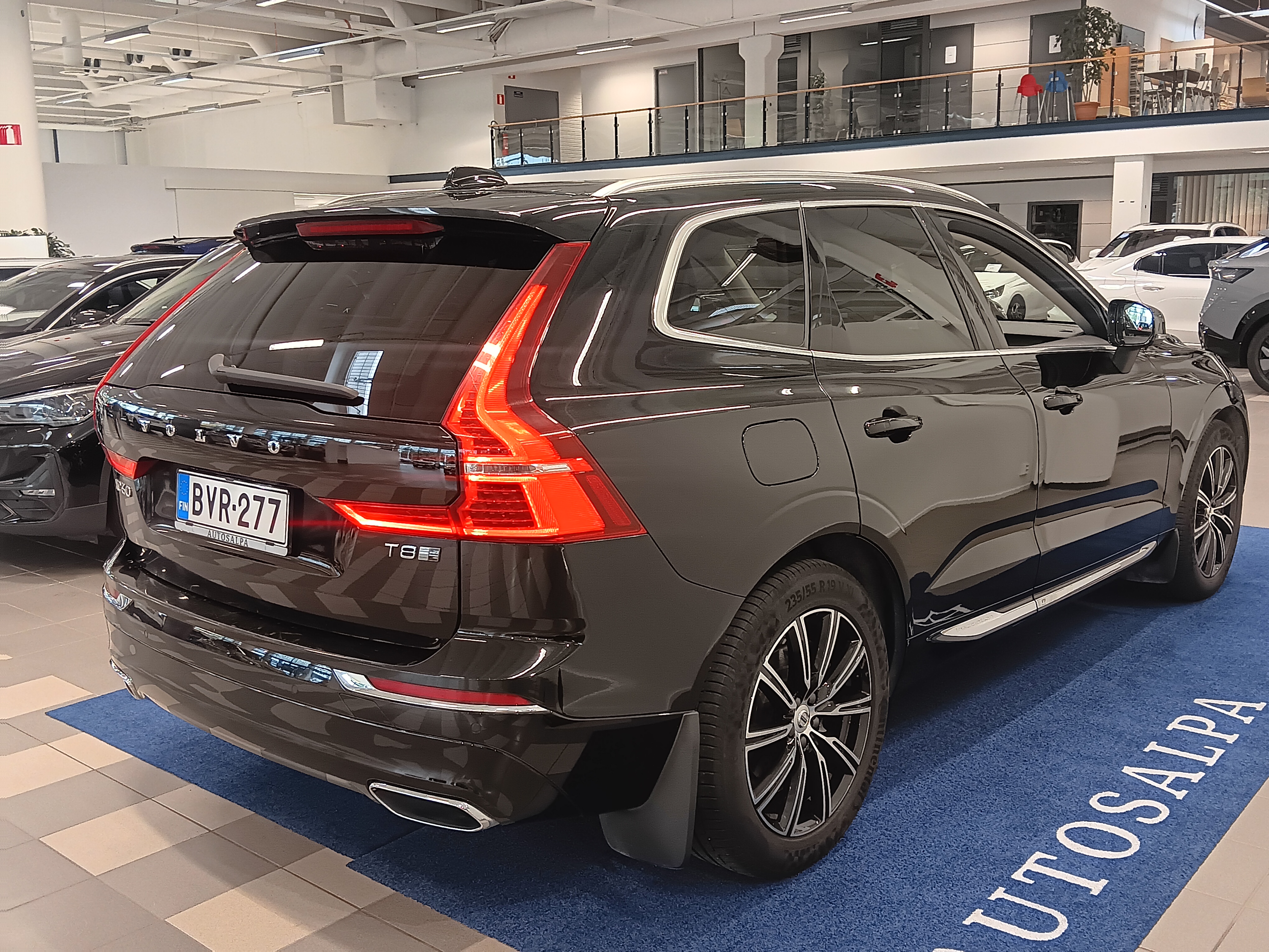 Volvo XC60 2019, kuva 2/4