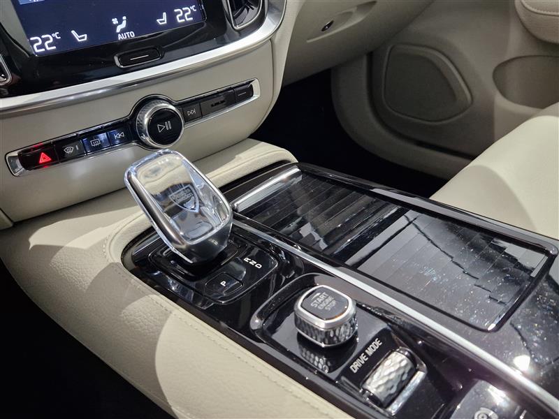 Volvo S60 T8 TWE AWD BUSINESS INSCRIPTION.TAKUU 12KK/20TKM