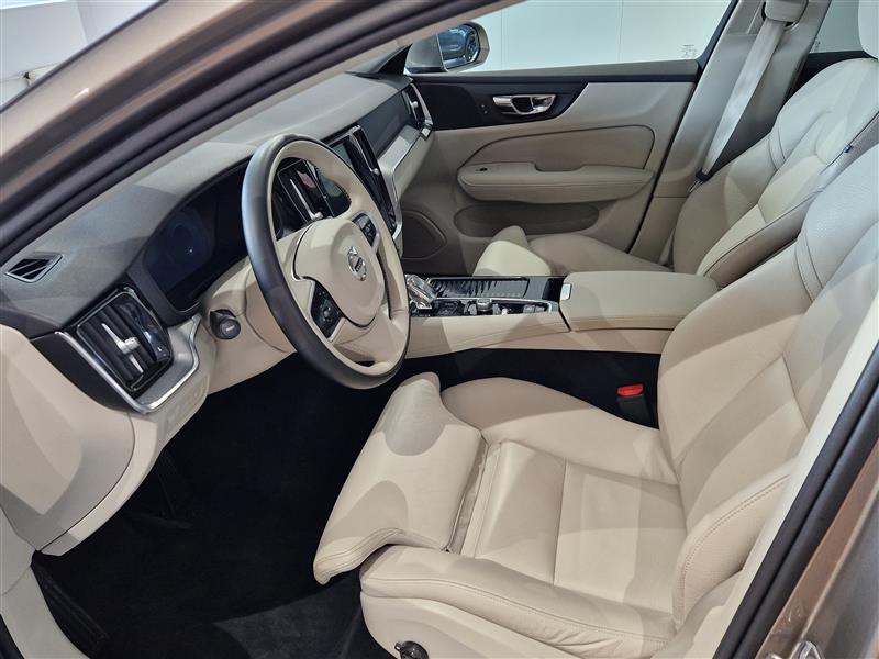 Volvo S60 T8 TWE AWD BUSINESS INSCRIPTION.TAKUU 12KK/20TKM
