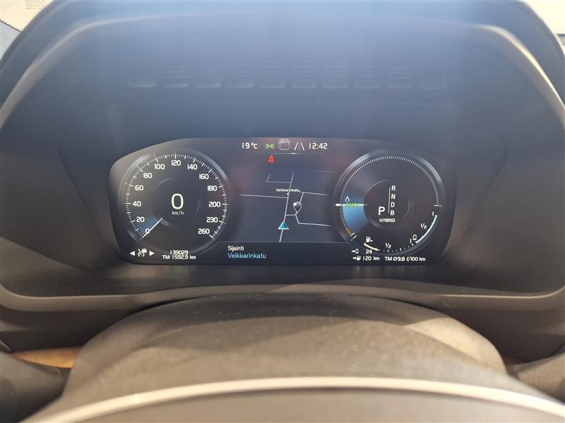 Volvo XC90 T8 AWD INSCRIPTION TAKUU 12KK/20TKM