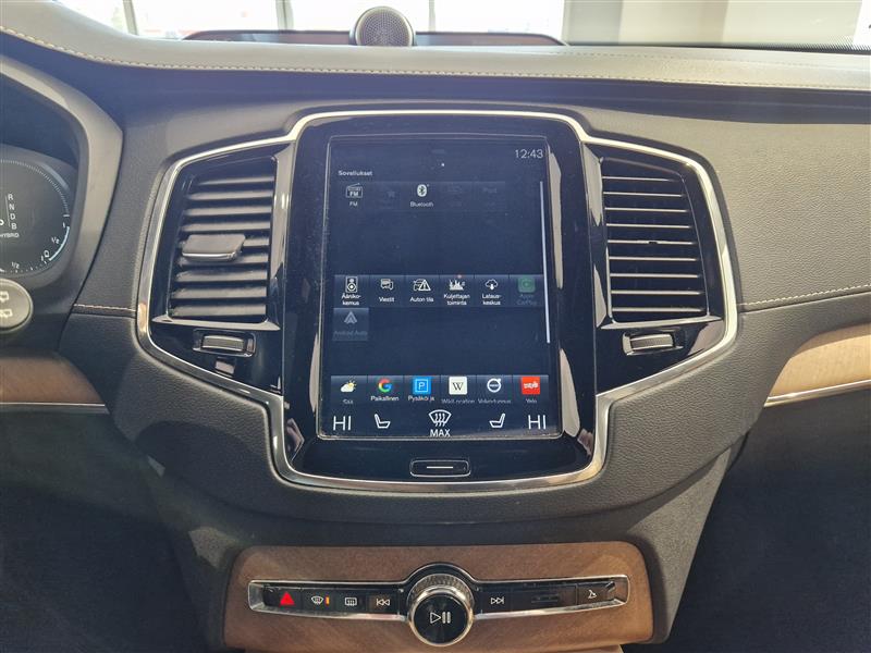 Volvo XC90 T8 AWD INSCRIPTION TAKUU 12KK/20TKM