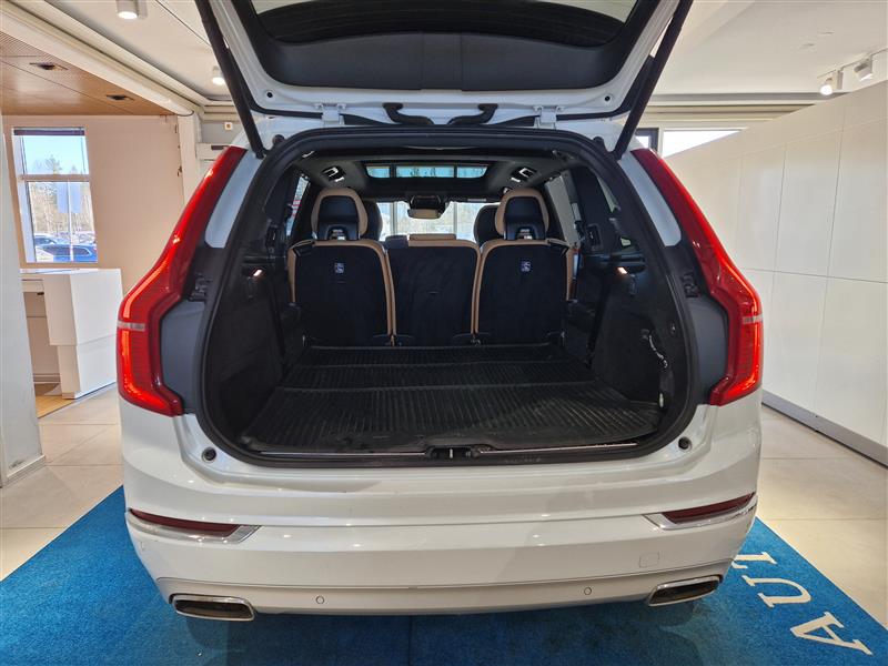 Volvo XC90 T8 AWD INSCRIPTION TAKUU 12KK/20TKM