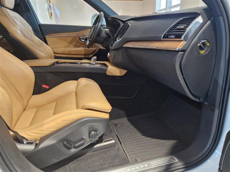 Volvo XC90 2019, kuva 7/35