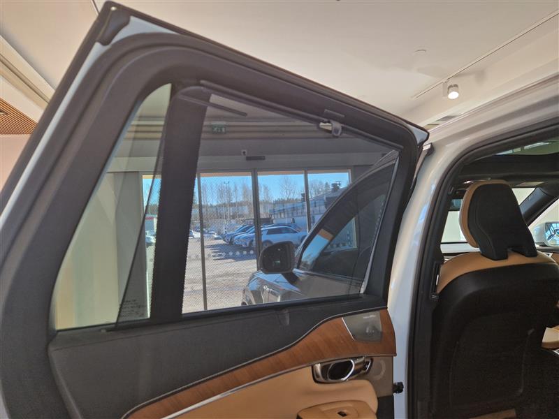 Volvo XC90 T8 AWD INSCRIPTION TAKUU 12KK/20TKM