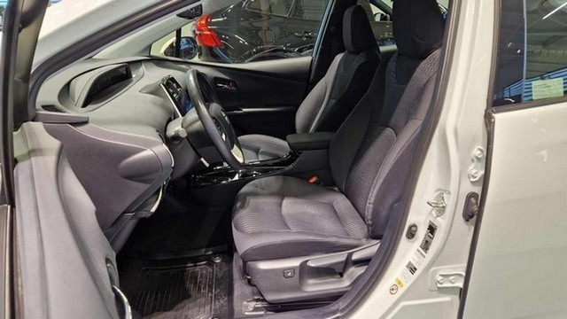 Toyota PRIUS PLUG-IN ACTIVE