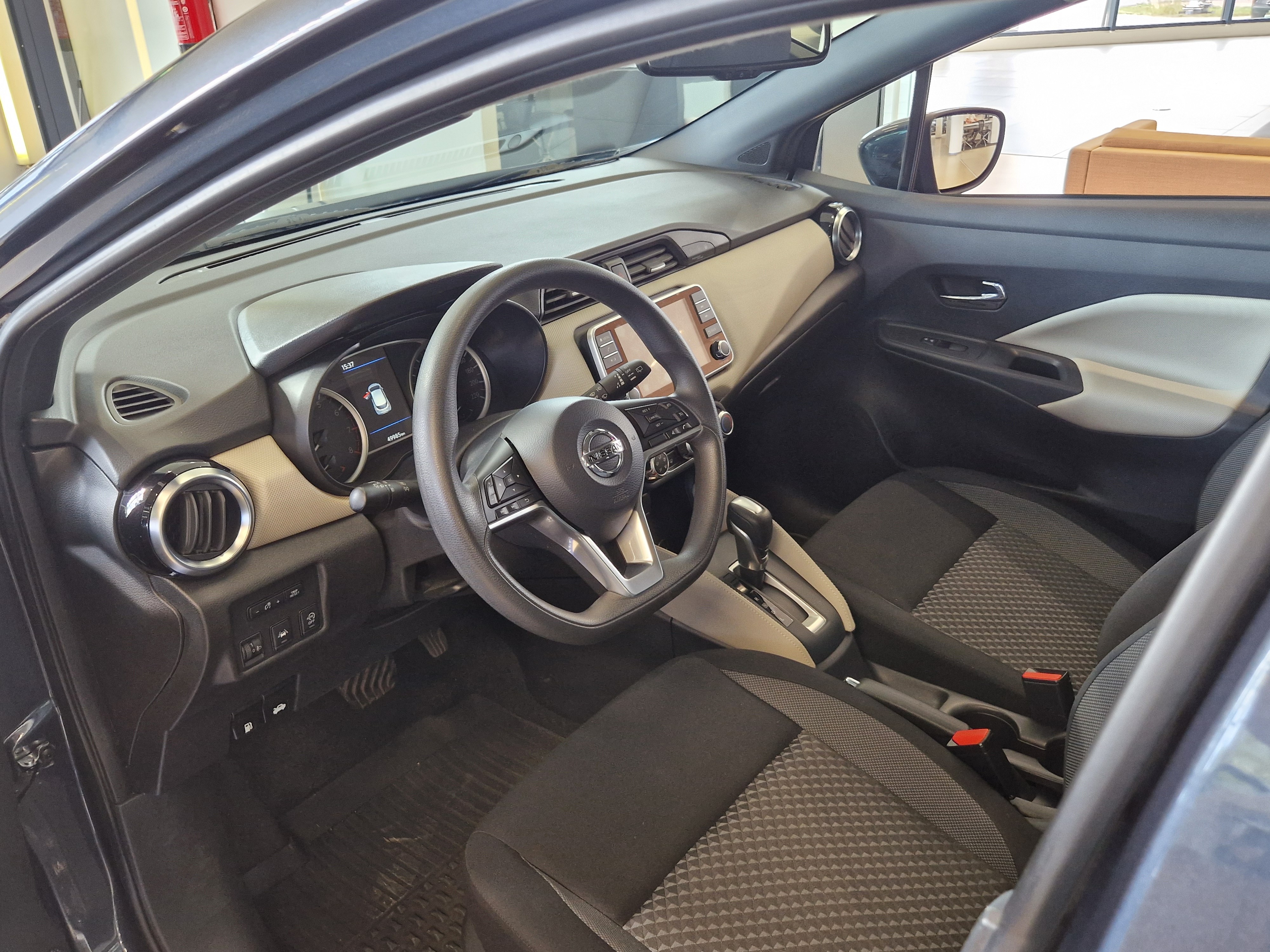 Nissan Micra IG-T 100 S/S Acenta Xtronic 2019, photo 3/12