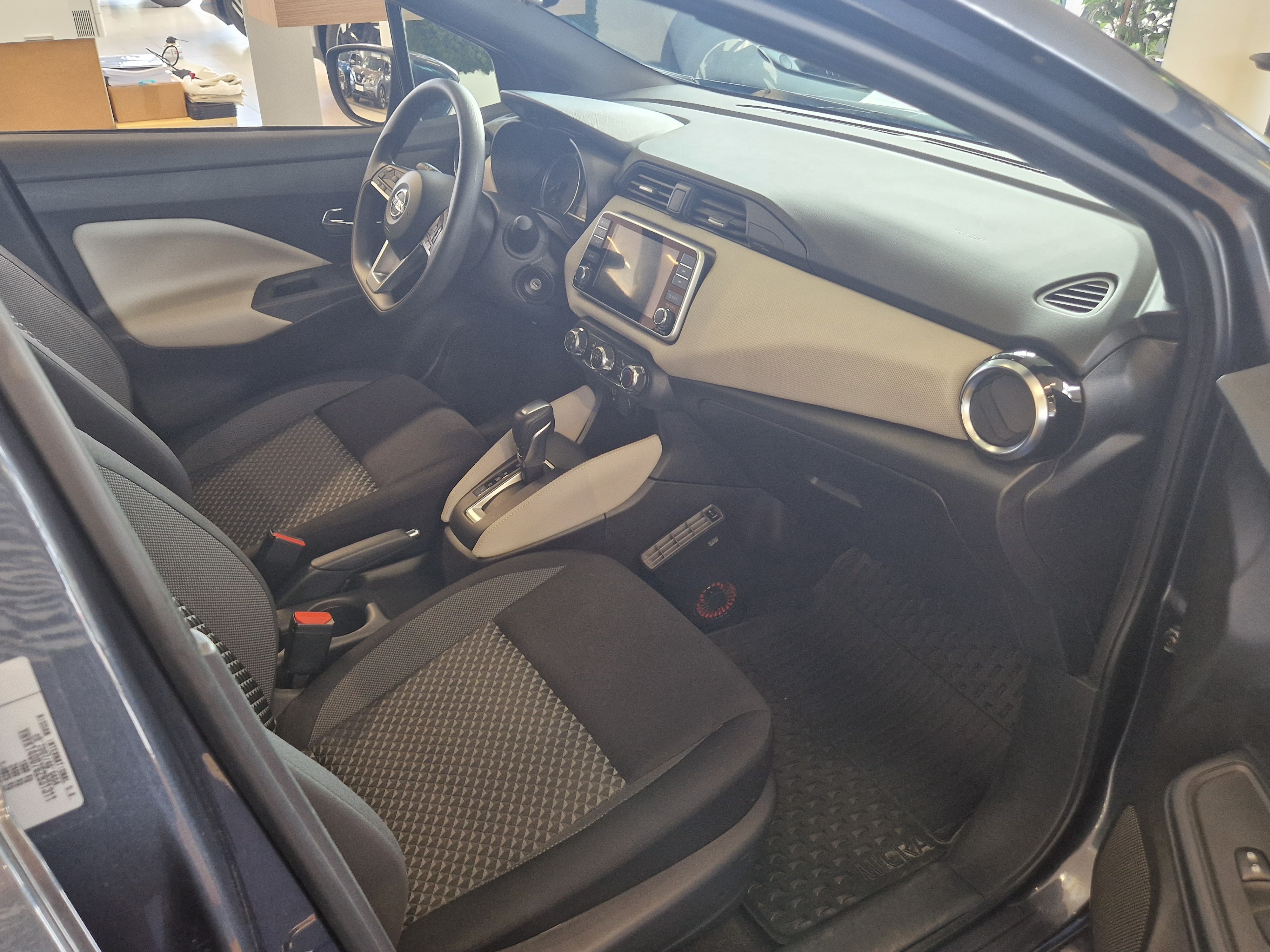 Nissan Micra IG-T 100 S/S Acenta Xtronic 2019, photo 7/12