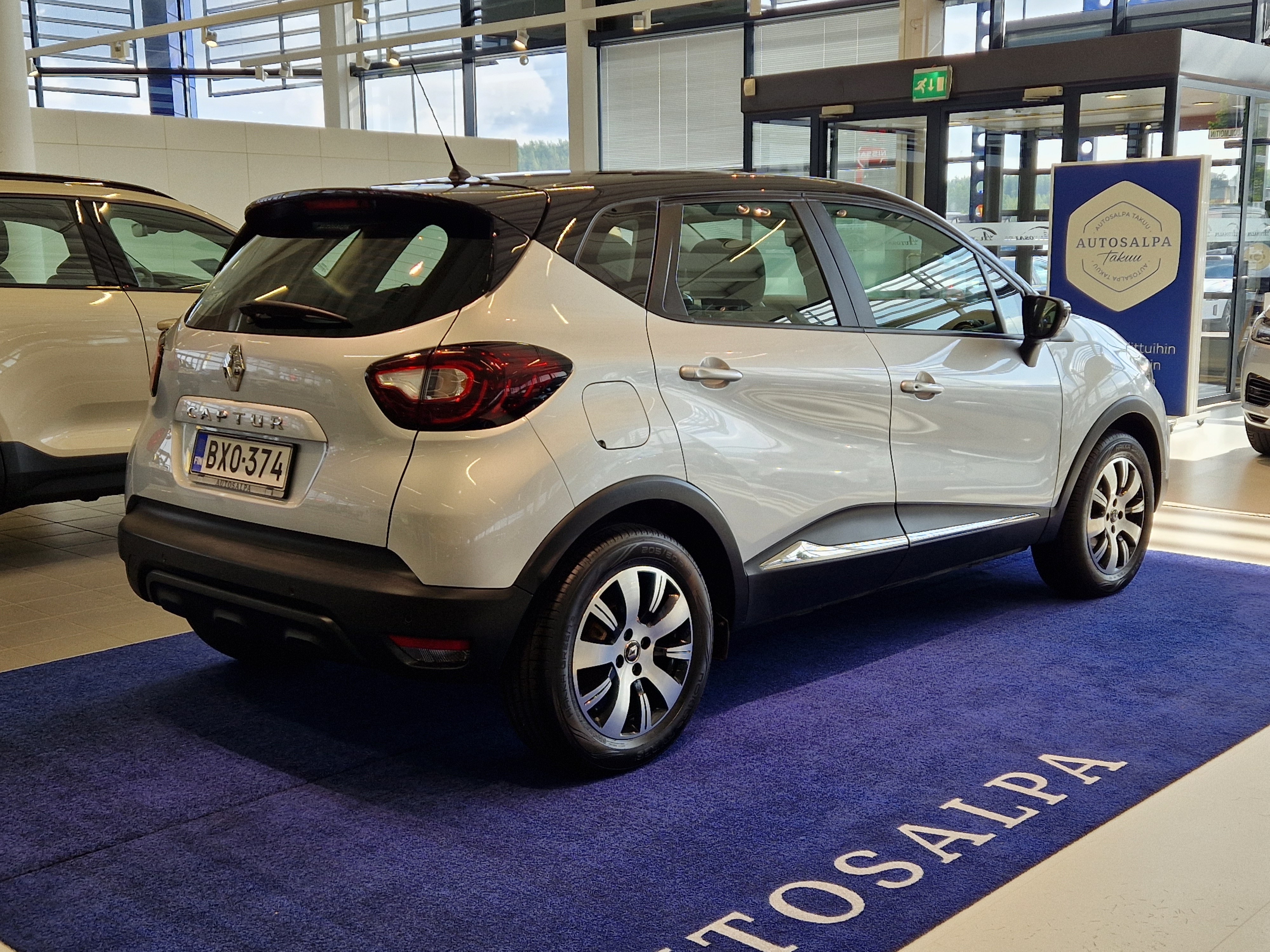 Renault CAPTUR TCE 150 EDC-AUT FÊTE