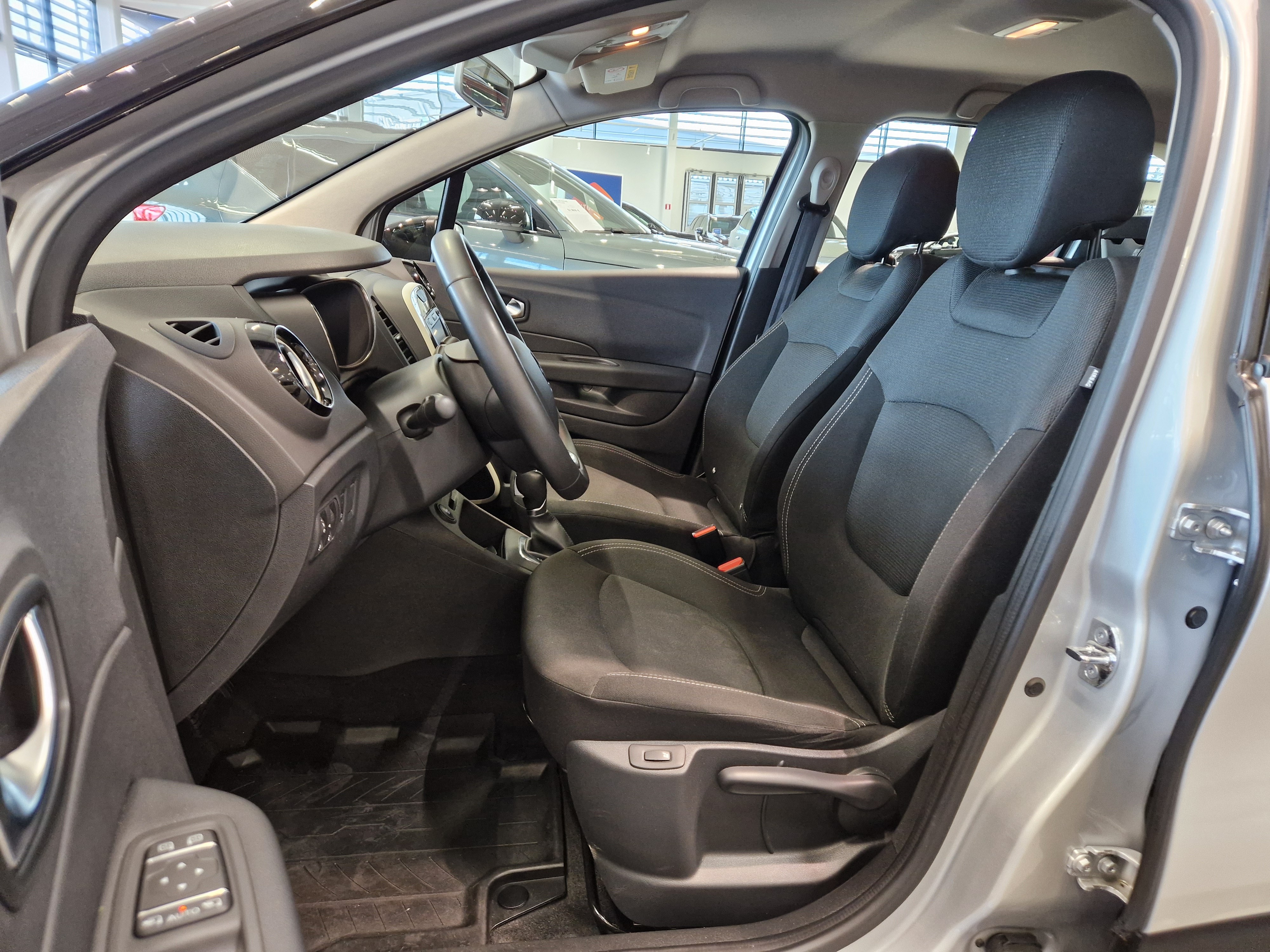 Renault CAPTUR TCE 150 EDC-AUT FÊTE