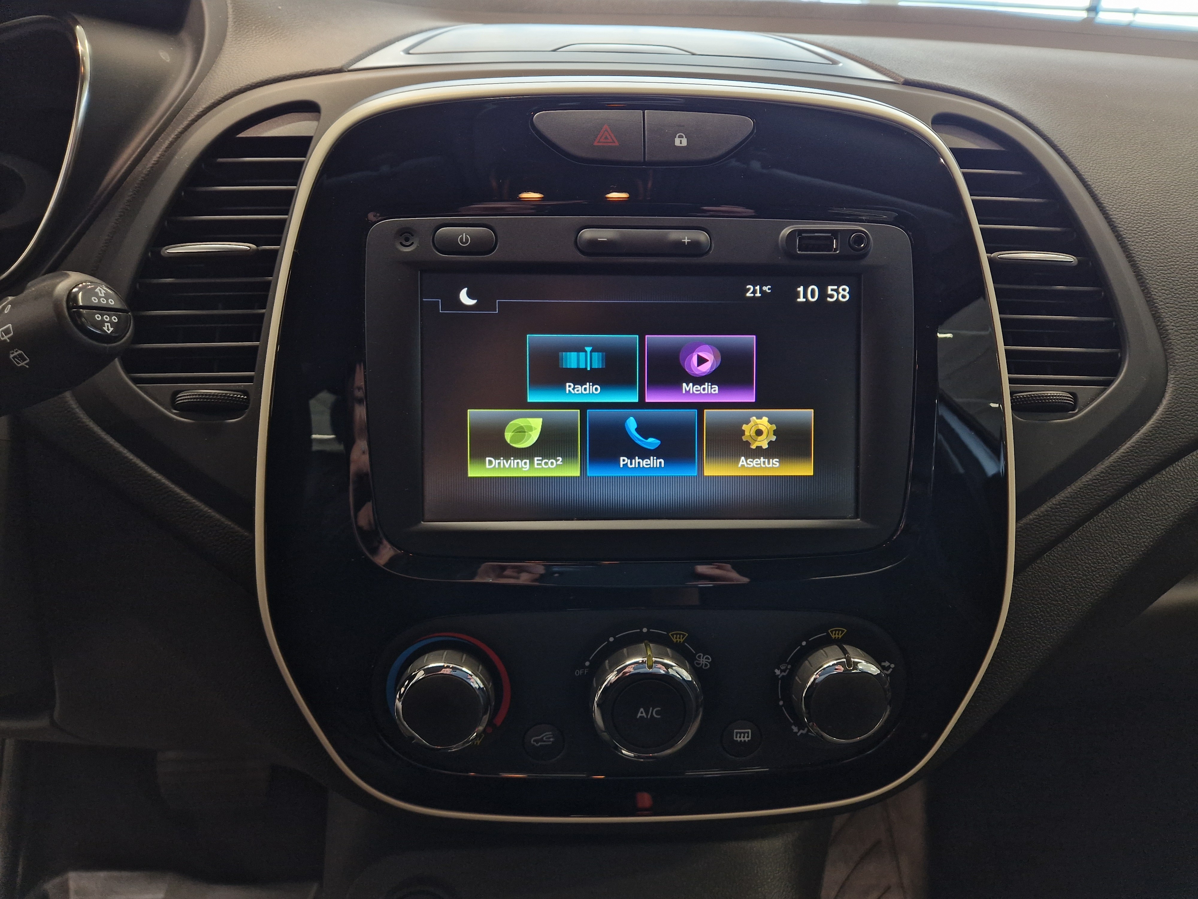Renault CAPTUR TCE 150 EDC-AUT FÊTE