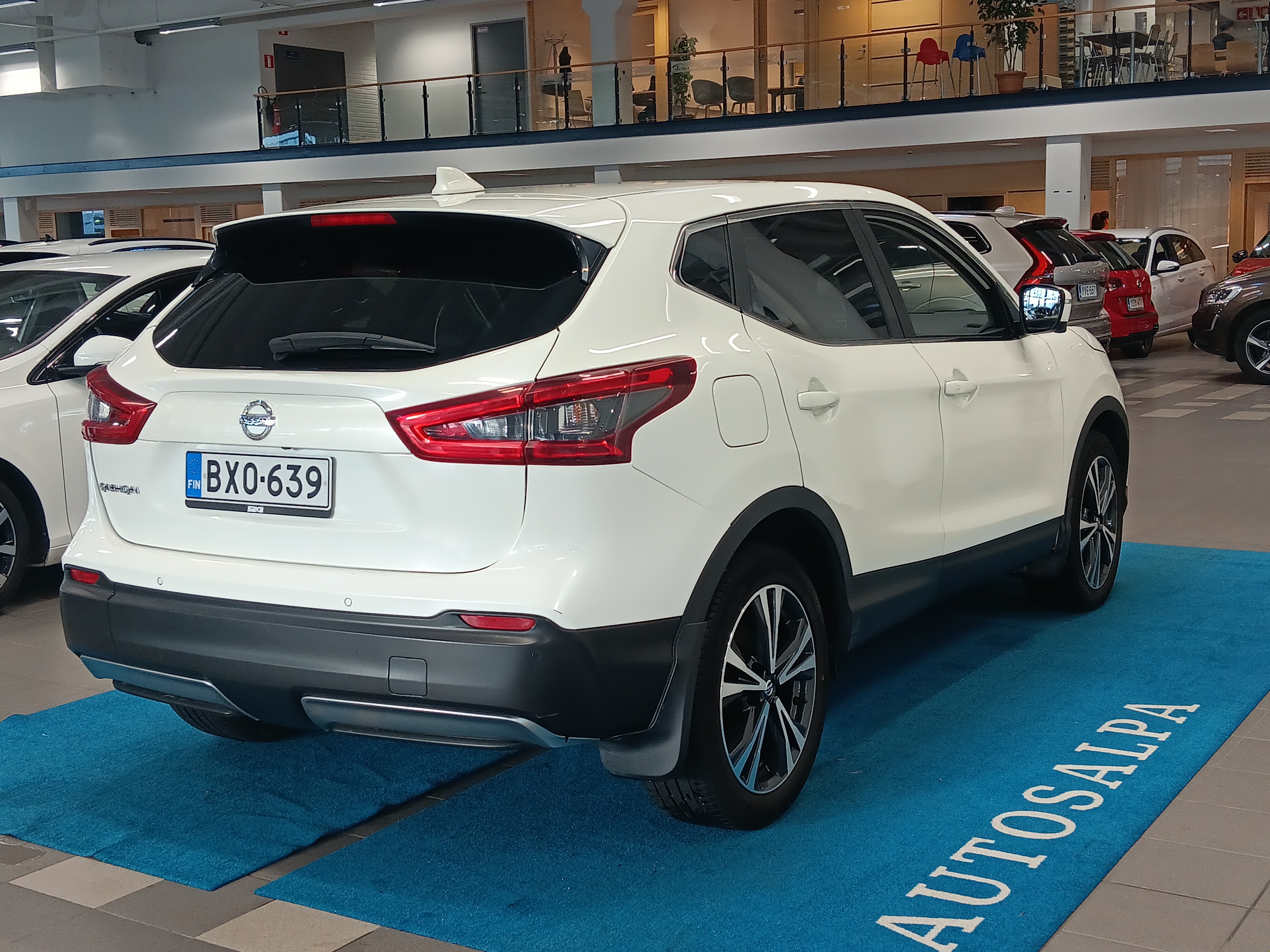 Nissan QASHQAI DIG-T 115 N-CONNECTA 2WD XTRONIC LED PFEB