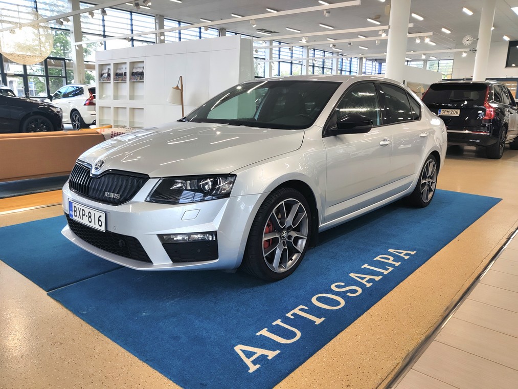 Skoda OCTAVIA 2,0 TSI RS DSG AUTOM.