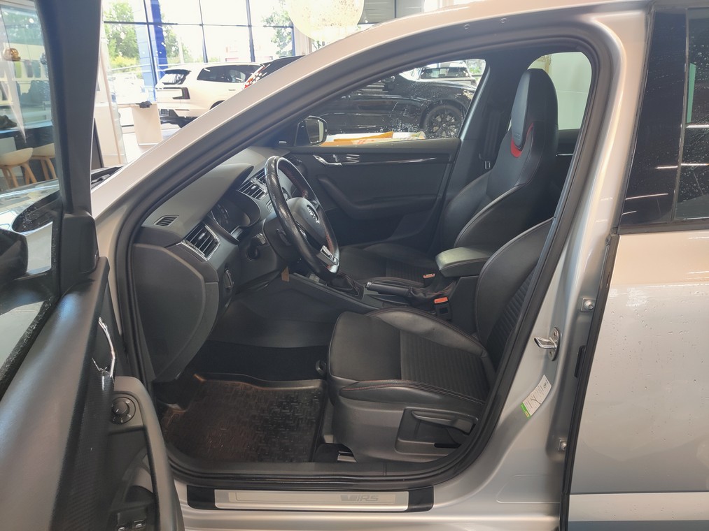 Skoda OCTAVIA 2,0 TSI RS DSG AUTOM.