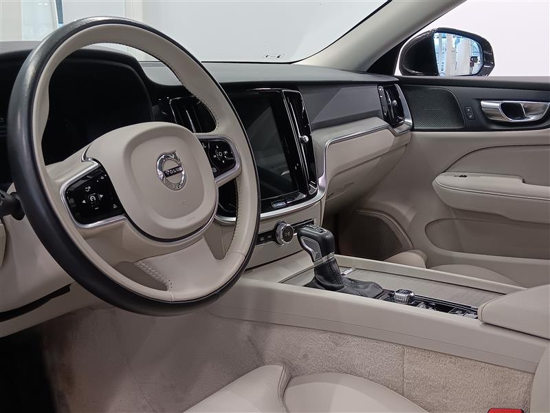 Volvo V60 2019, kuva 7/18