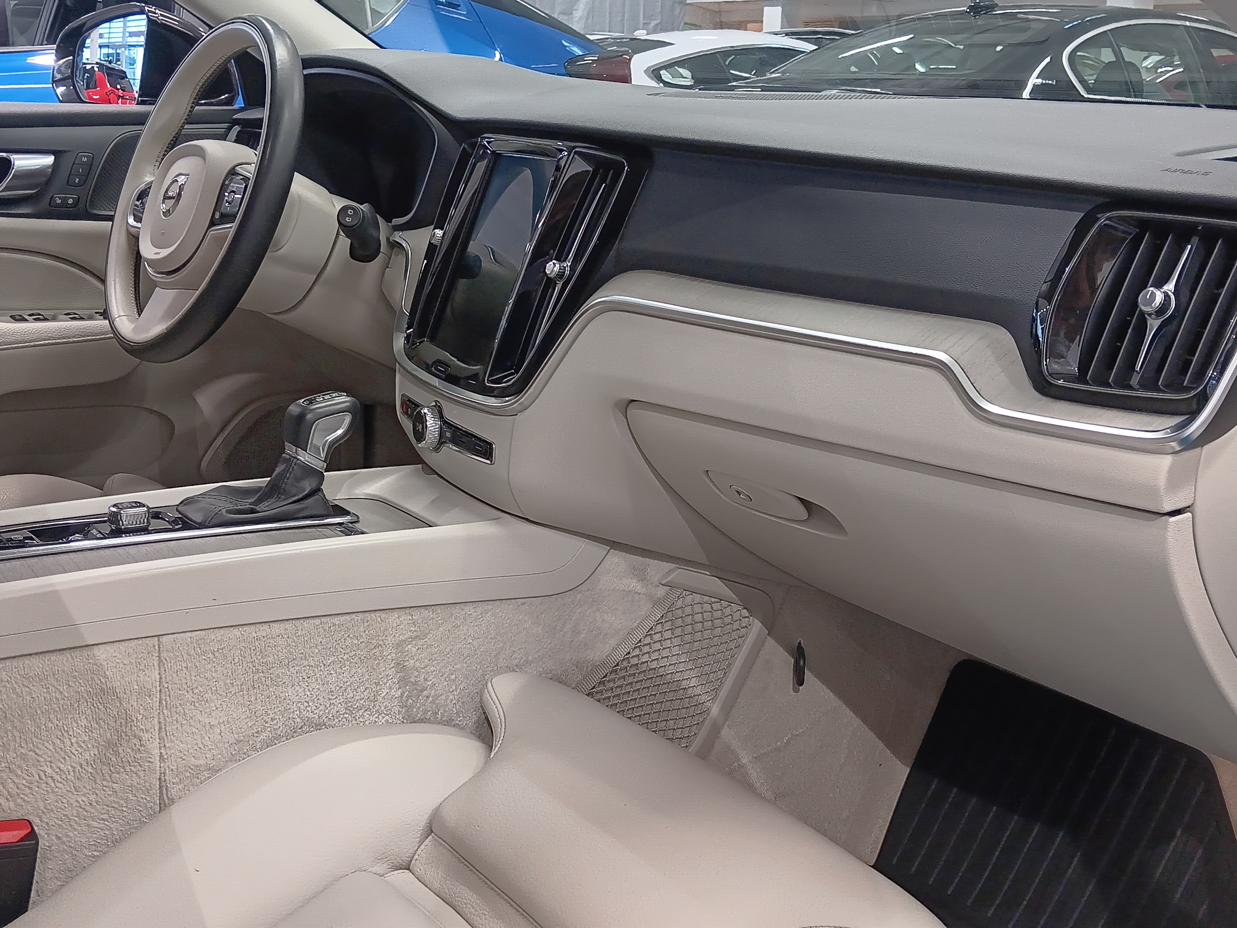 Volvo V60 D3 AWD BUSINESS INSCRIPTION AUT