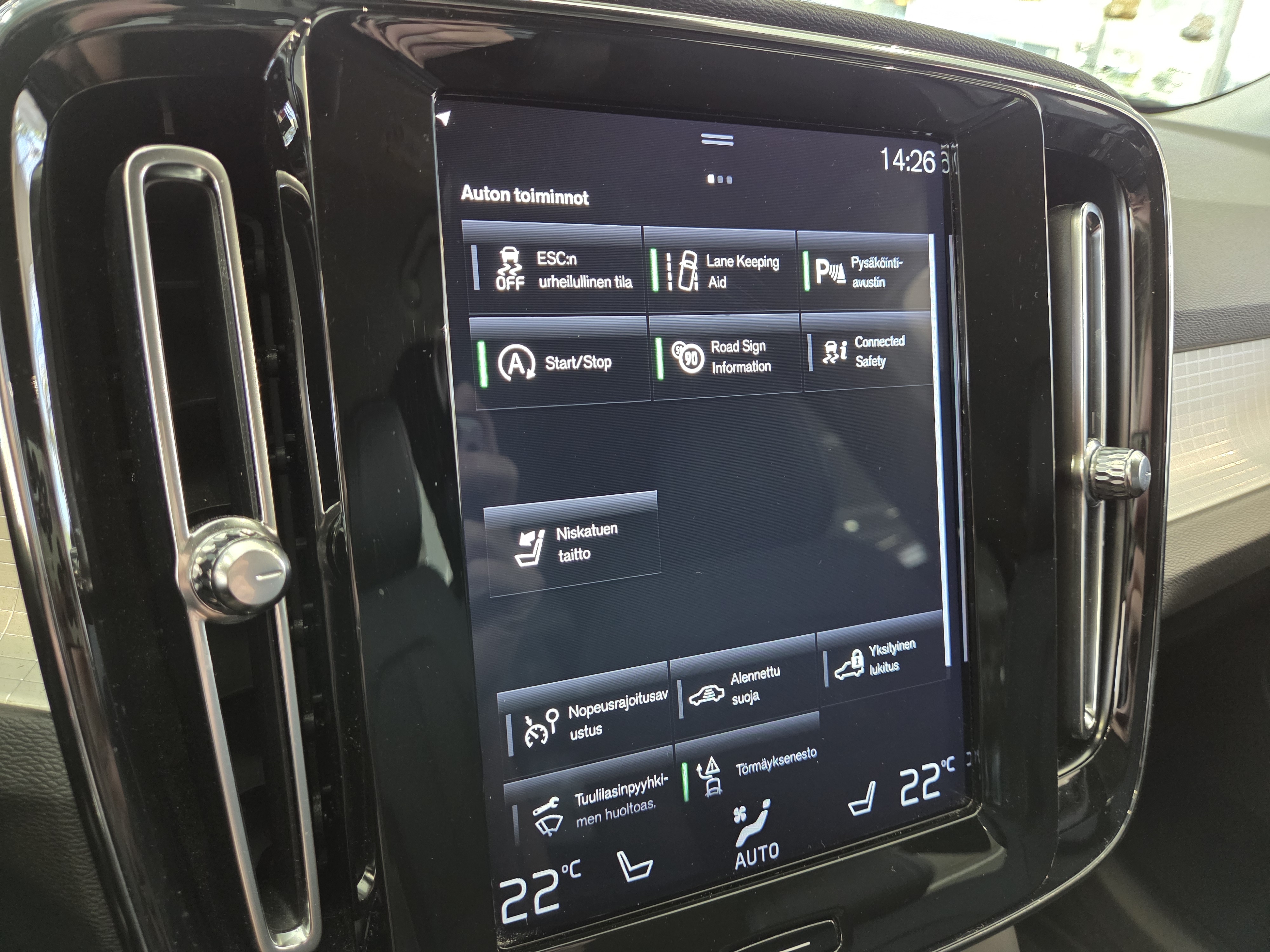 Volvo XC40 T3 BUSINESS AUT TAKUU 12KK/20TKM
