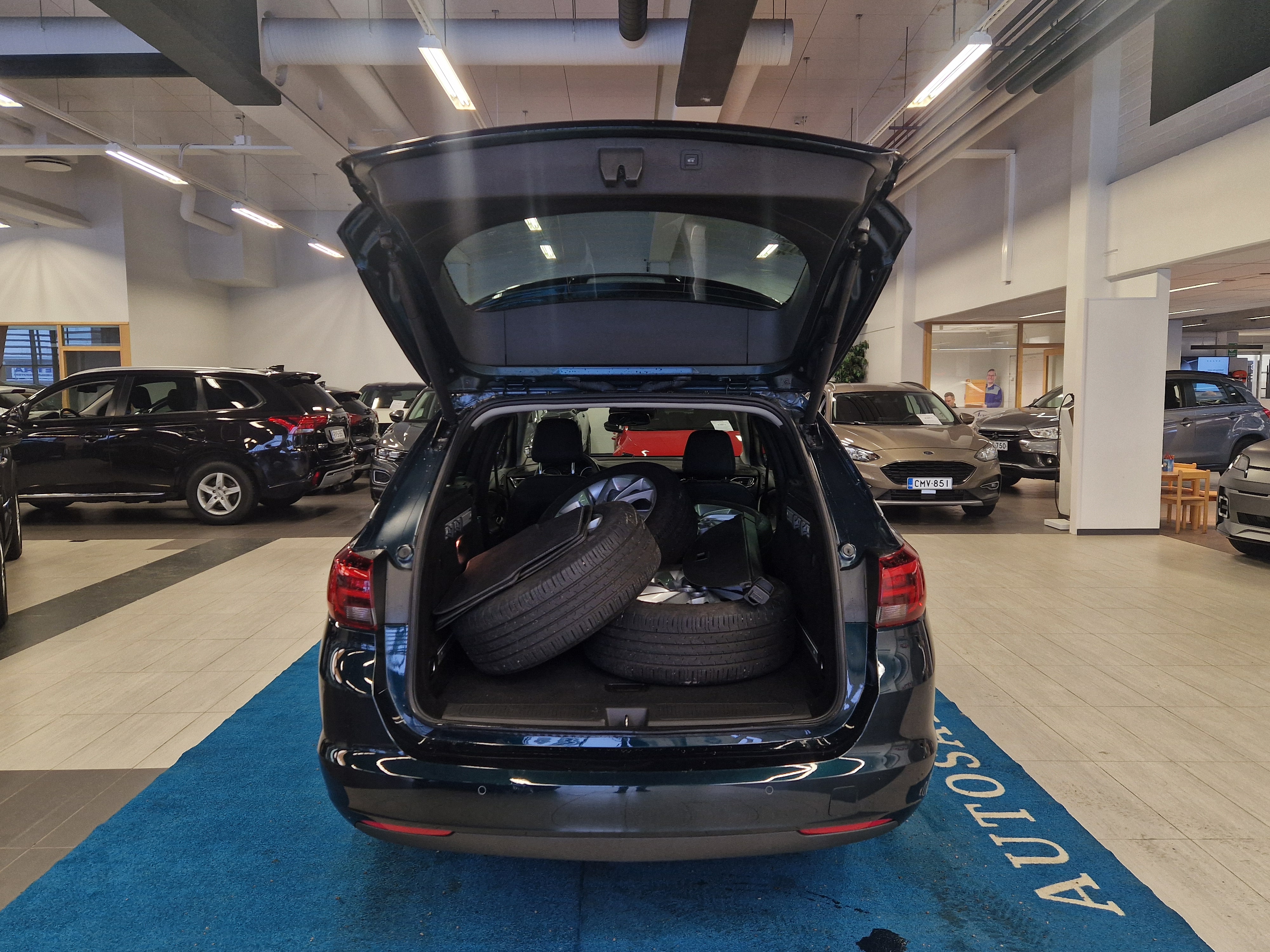 Opel ASTRA SPORTS TOURER INNOVATION PLUS 105 TURBO