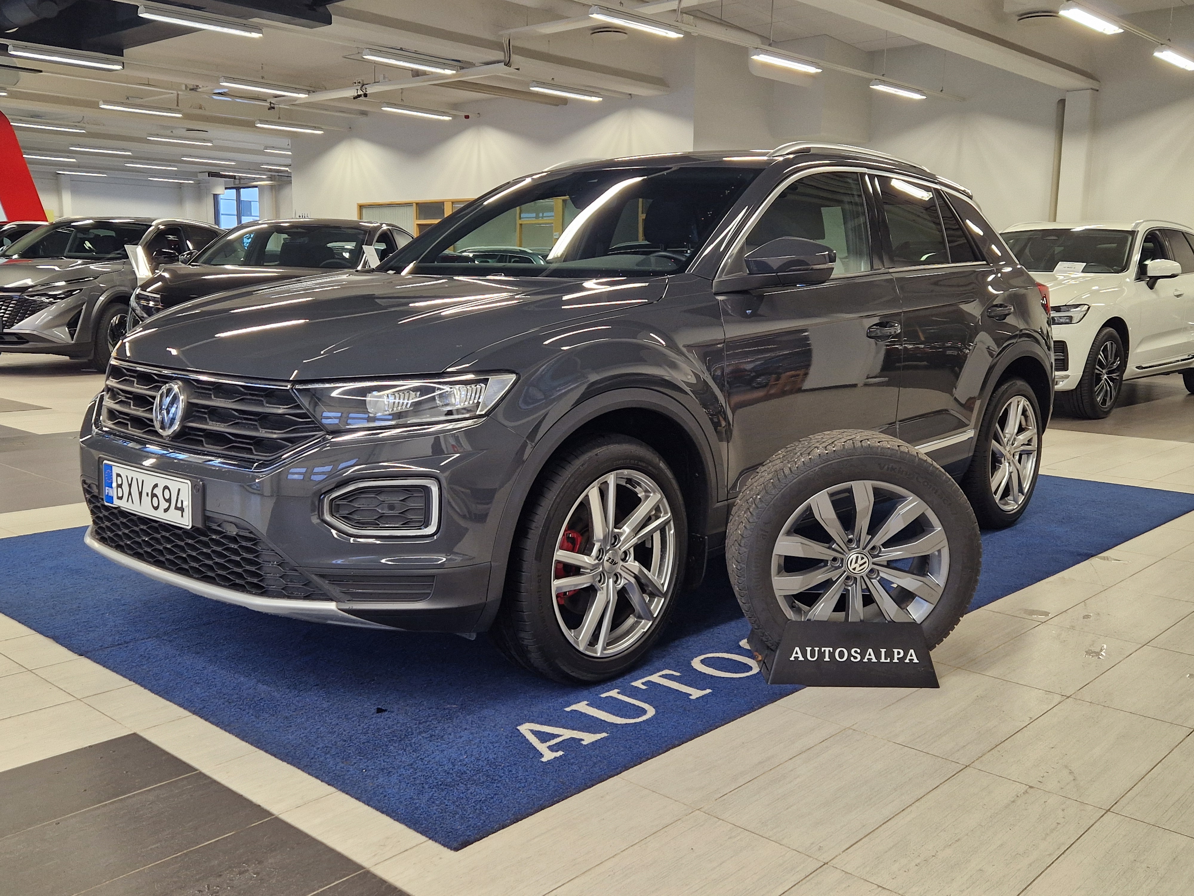 Volkswagen T-Roc 2019, bild 2/13