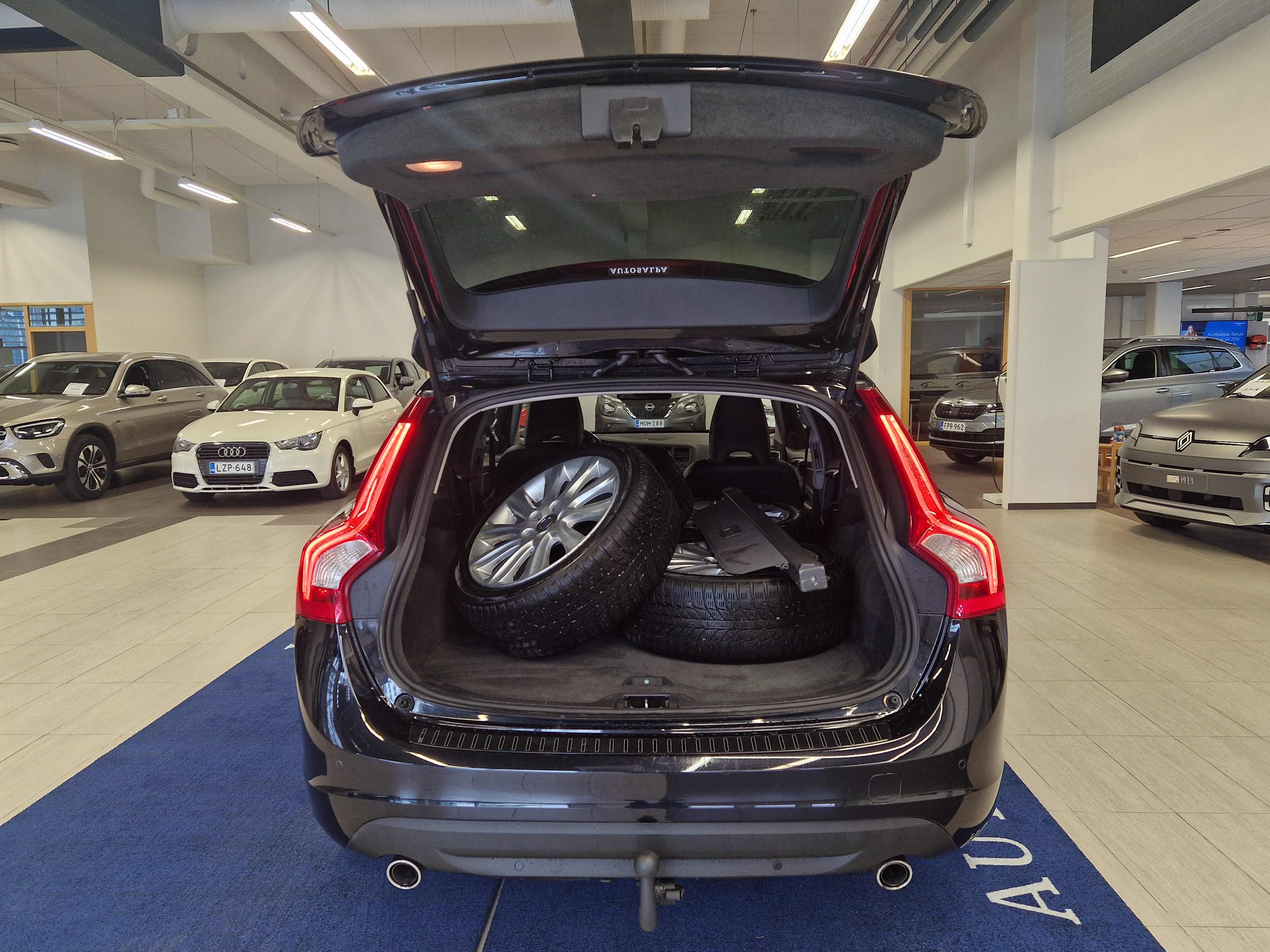 Volvo V60 D4 AWD SUMMUM BUSINESS AUT