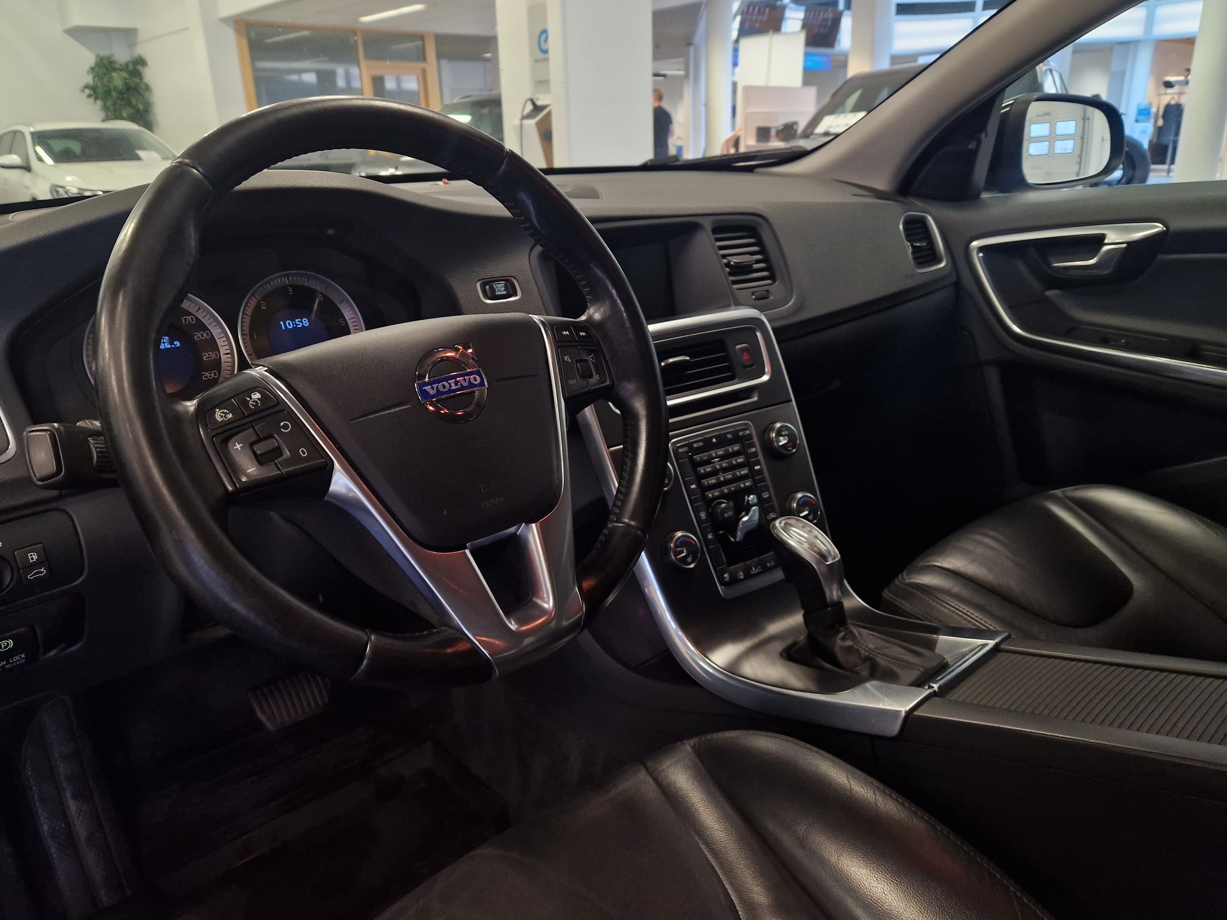 Volvo V60 D4 AWD SUMMUM BUSINESS AUT