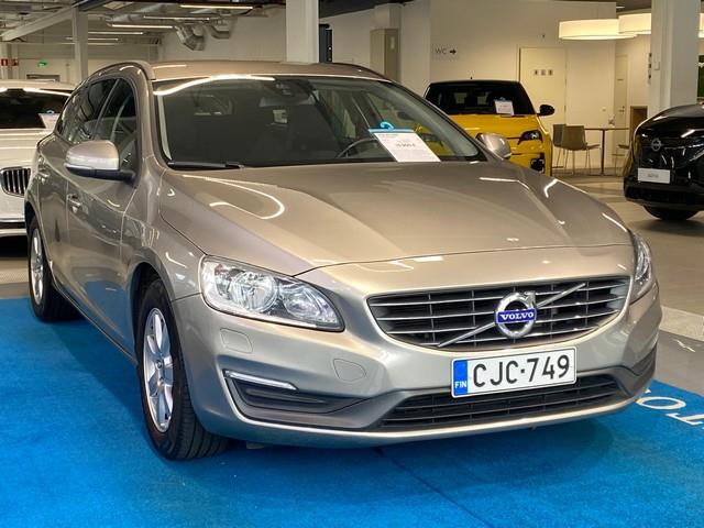 Volvo V60 T3 KINETIC